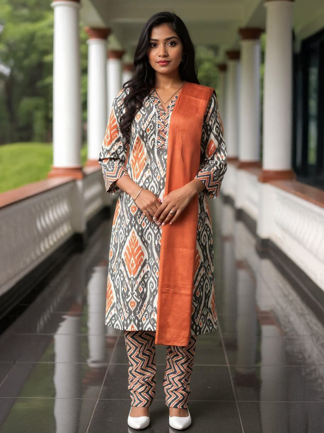 Women Cotton Printed Kurti Set Grey EKS48