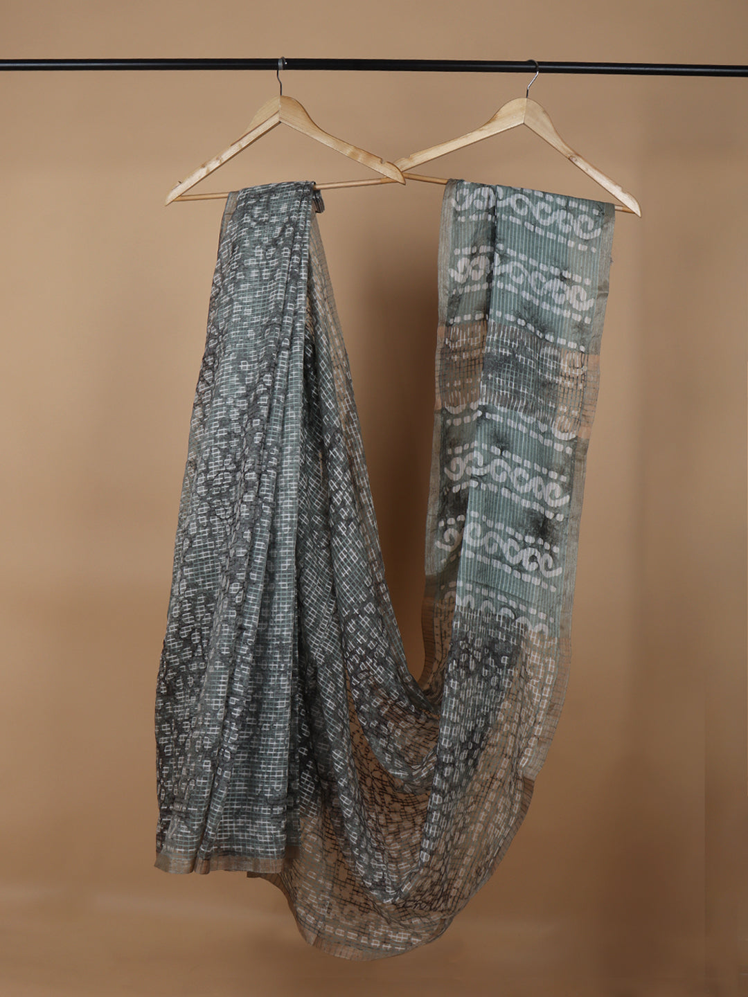 Women Grey Fancy Cotton Saree SS365