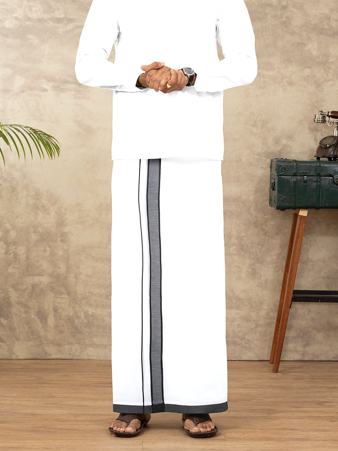 Men 100% Cotton Double Layer White Dhoti with Fancy Border RFP08