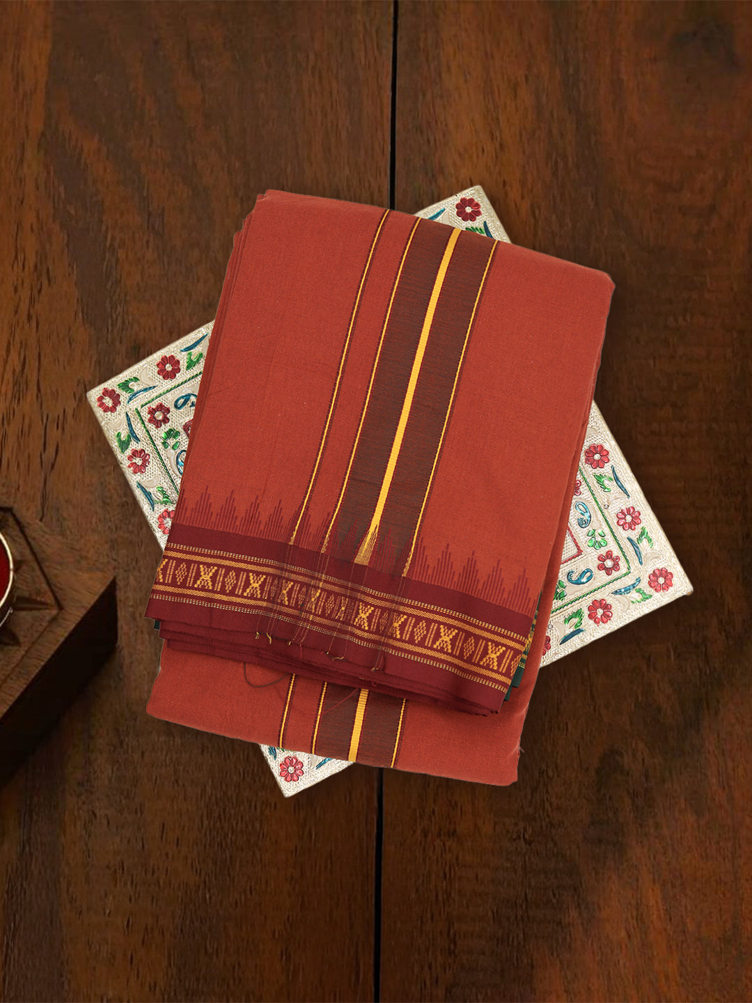 Men 100% Cotton Fancy Border Panchakacham with Angavasthram Kaavi(9+5)