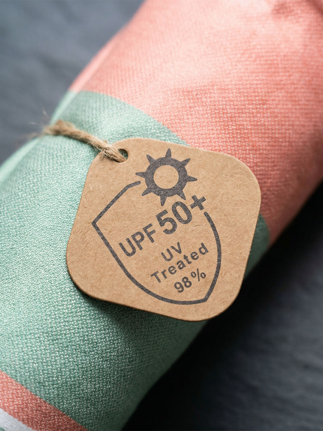 Premium Bamboo Bath Towel – Hypoallergenic with Towel Bag | UPF 50+ UV-Treated Fabric, 98% Protection