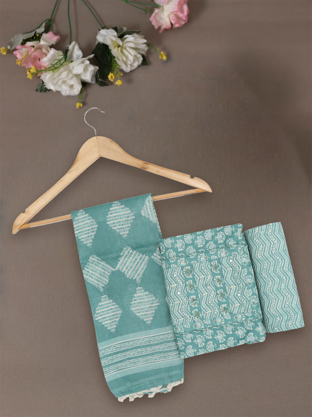 Women Pure Cotton Dress Material Green DM332