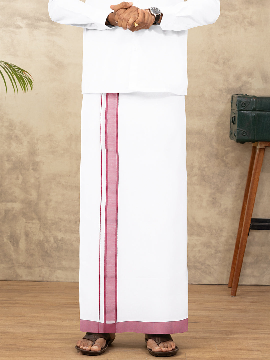 Men 100% Cotton Double Layer White Dhoti with Fancy Border RFP02