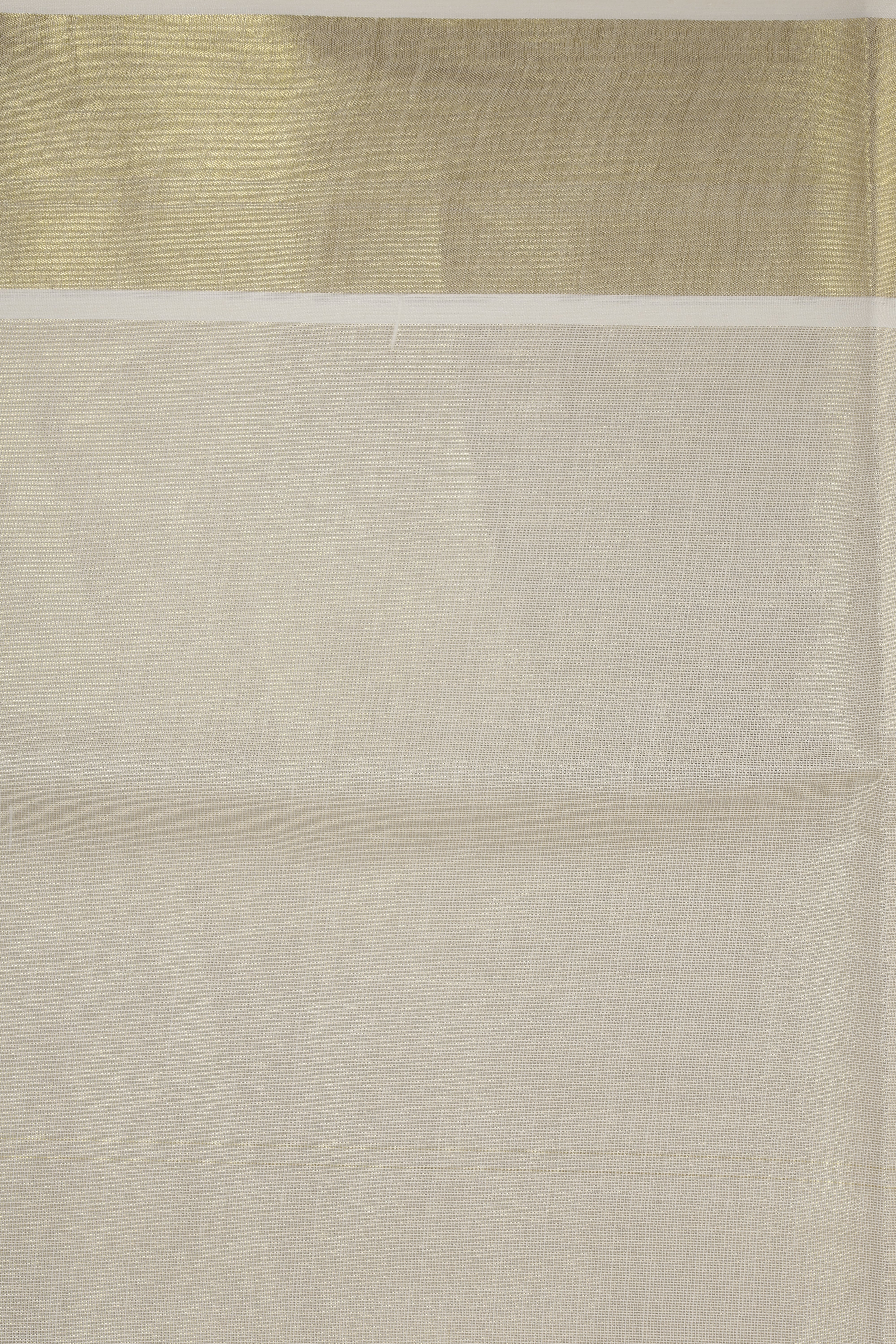Women Tissue Kerala Saree with Gold Jari KLS52