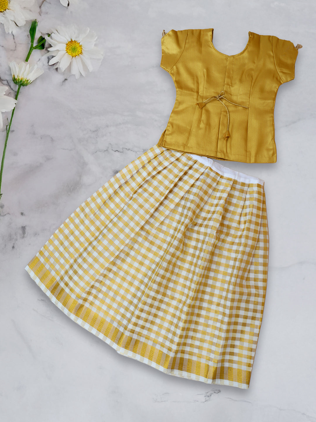 Girls Traditional Tissue Skirt Set Gold GPS17