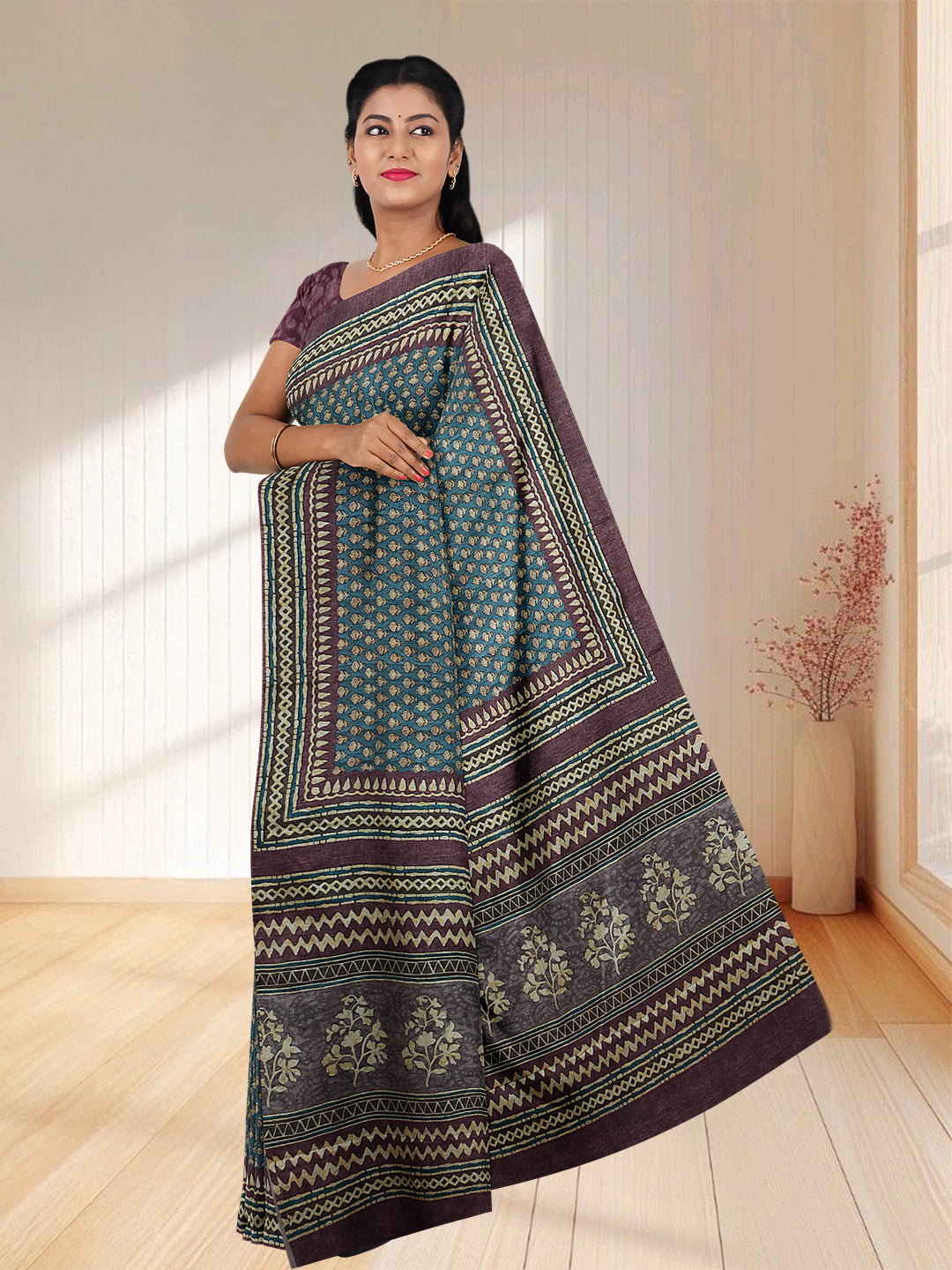Women Green Semi Tussar Printed Saree ST255