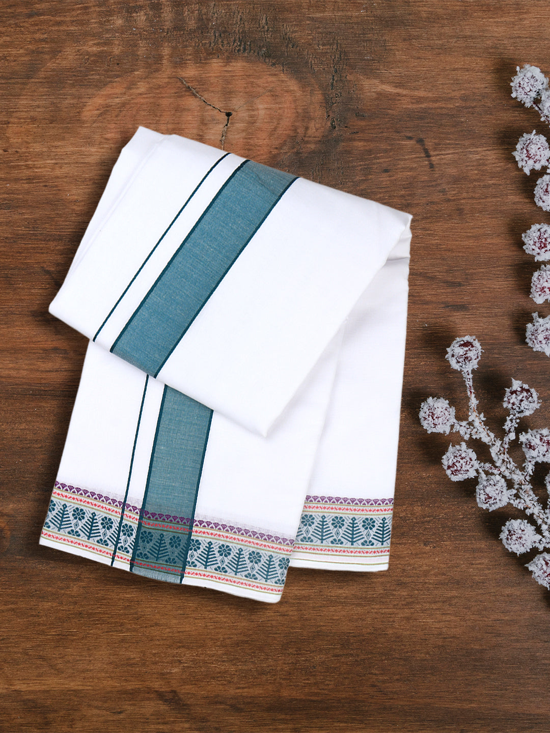 Men Cotton Green Fancy Border Panchakacham with Angavasthram Srirasthu(9+5) SR45