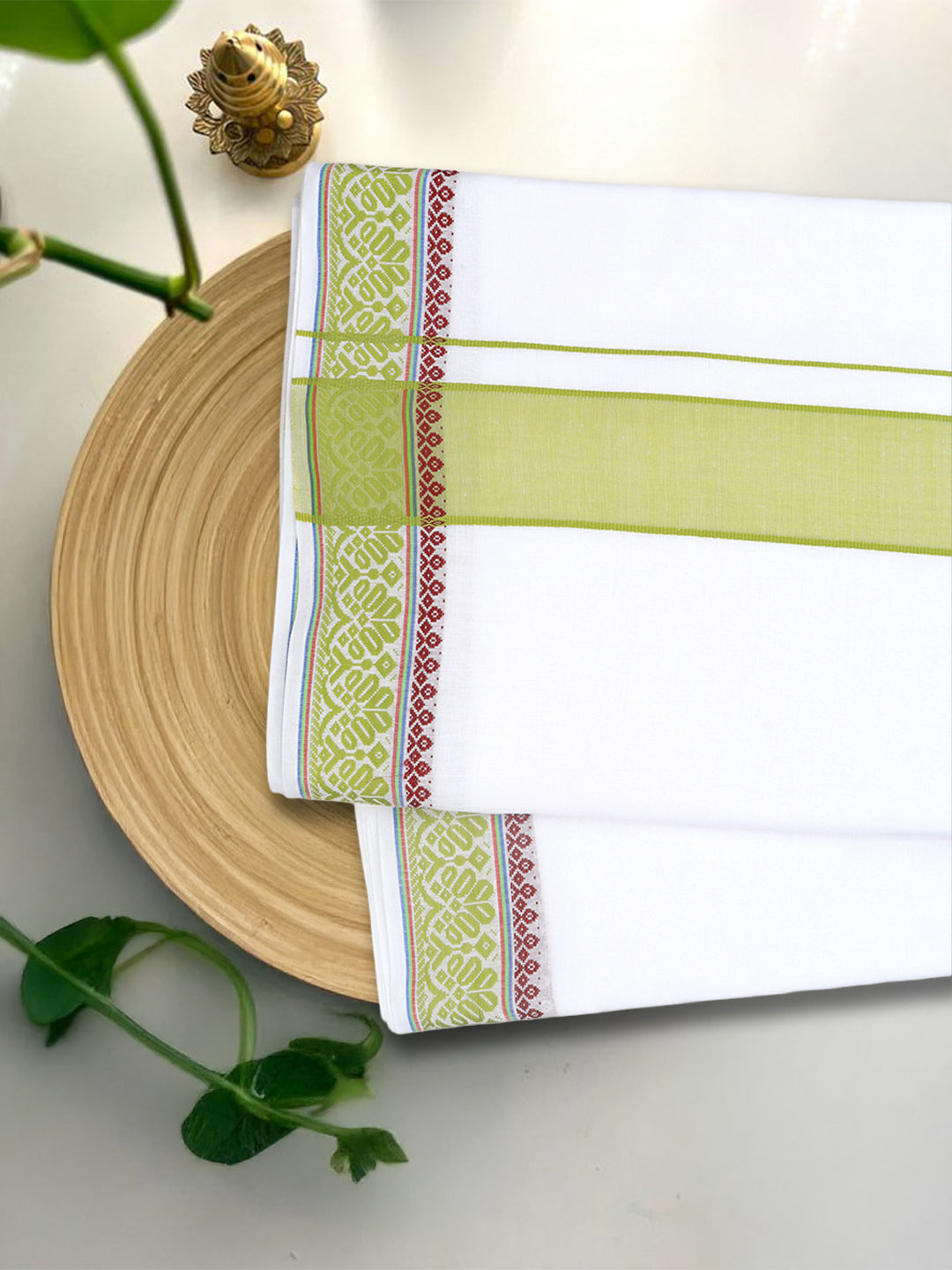 Men Cotton Green Fancy Border Panchakacham with Angavasthram (9+5) JD09