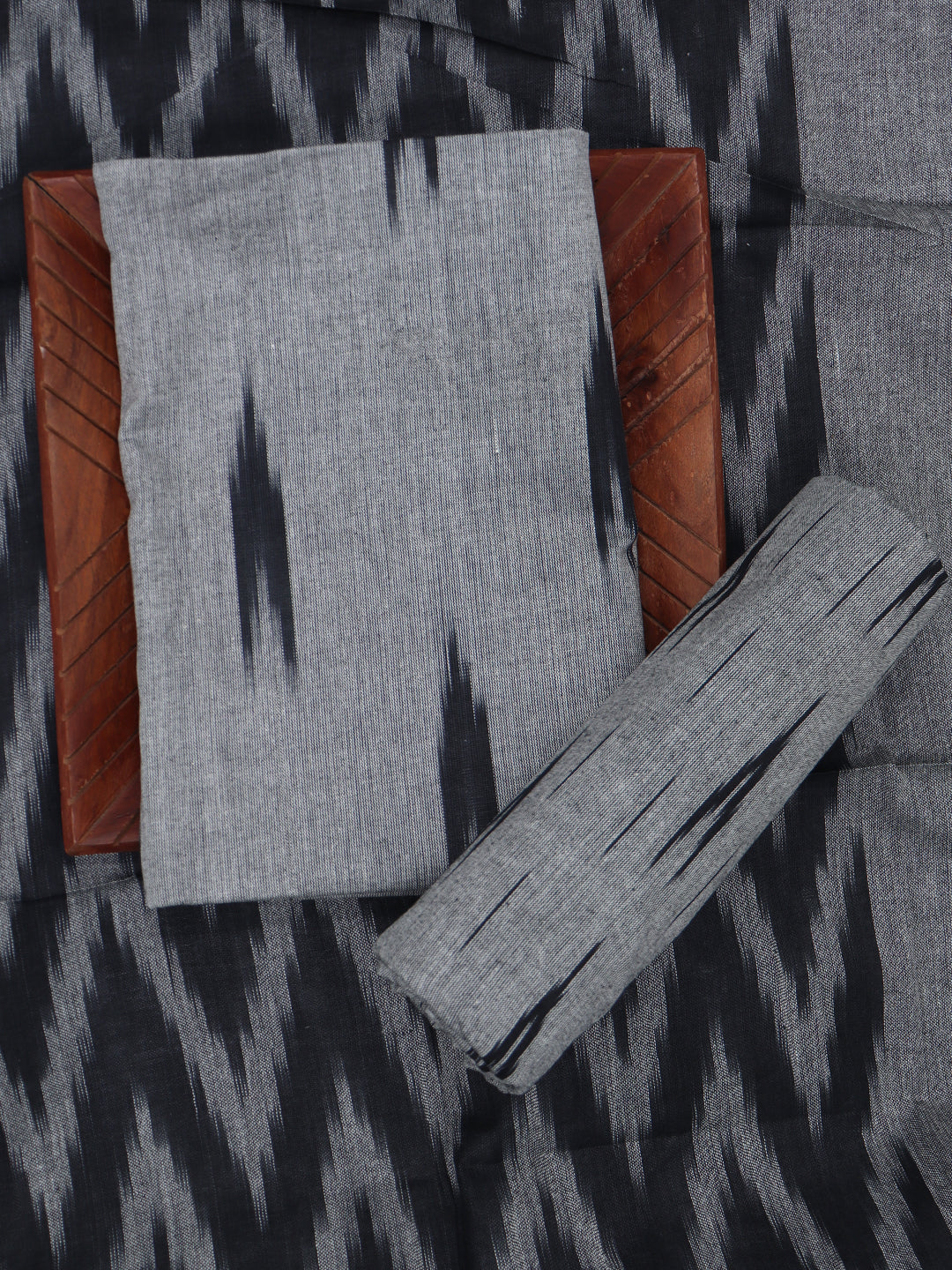 Women Pure Cotton Dress Material Grey DM324