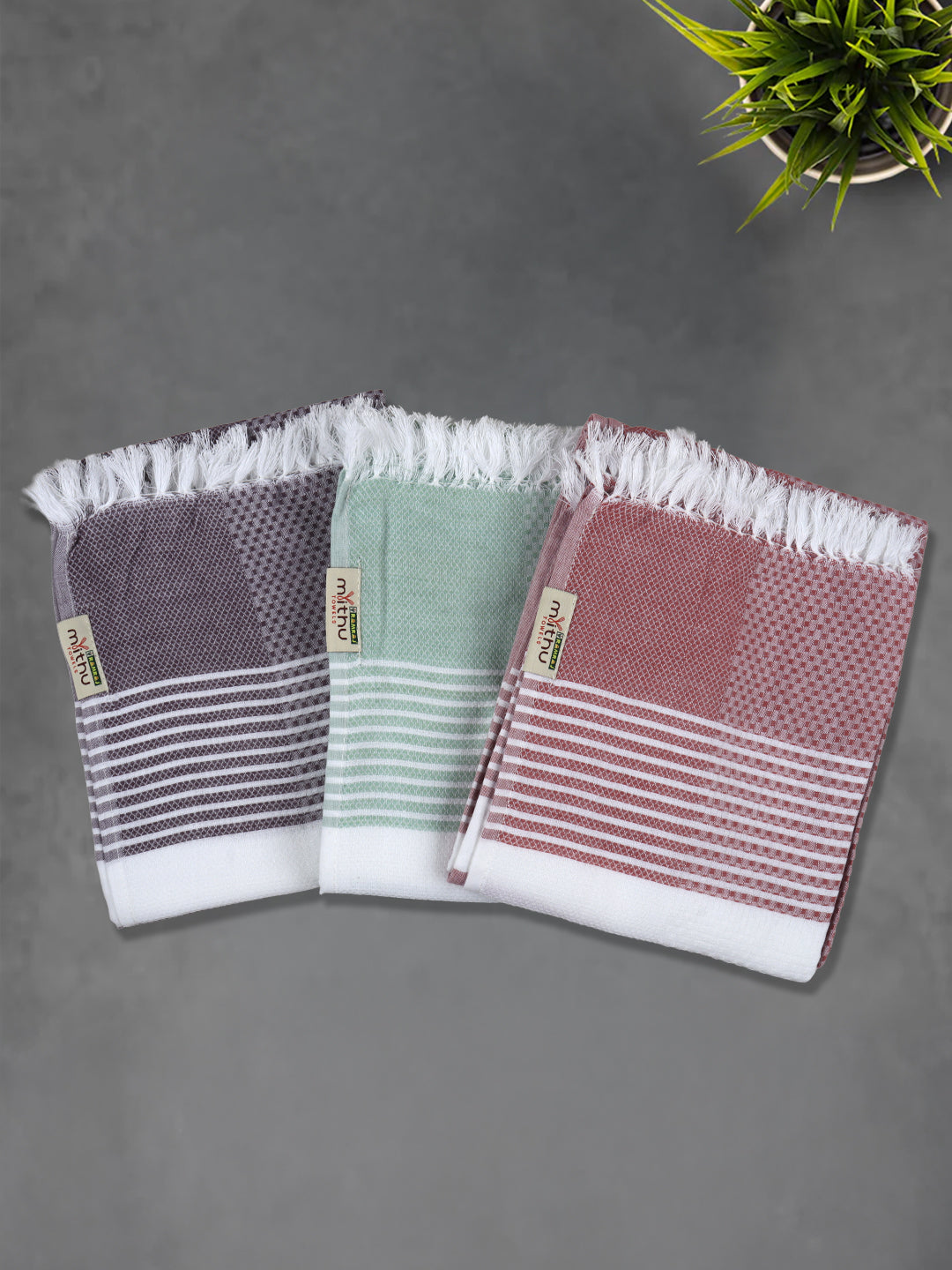 100% Cotton Self Designed Signature Bath Towel Pack of 2 1129
