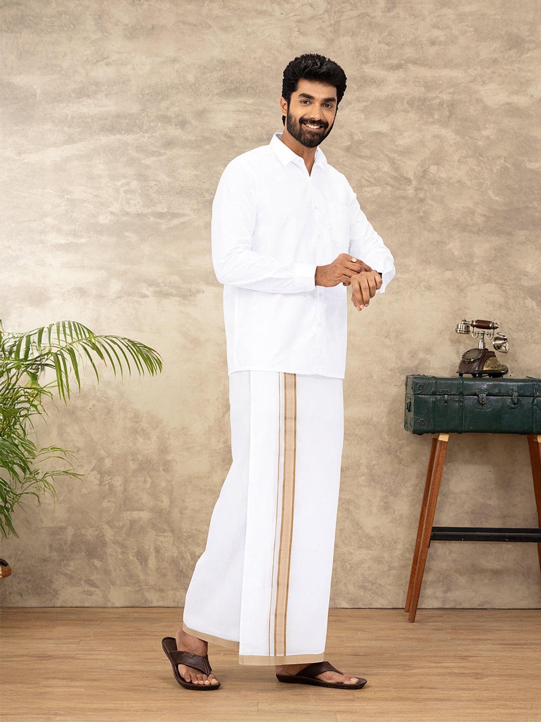 Men 100% Cotton Double Layer White Dhoti with Fancy Border RFP03