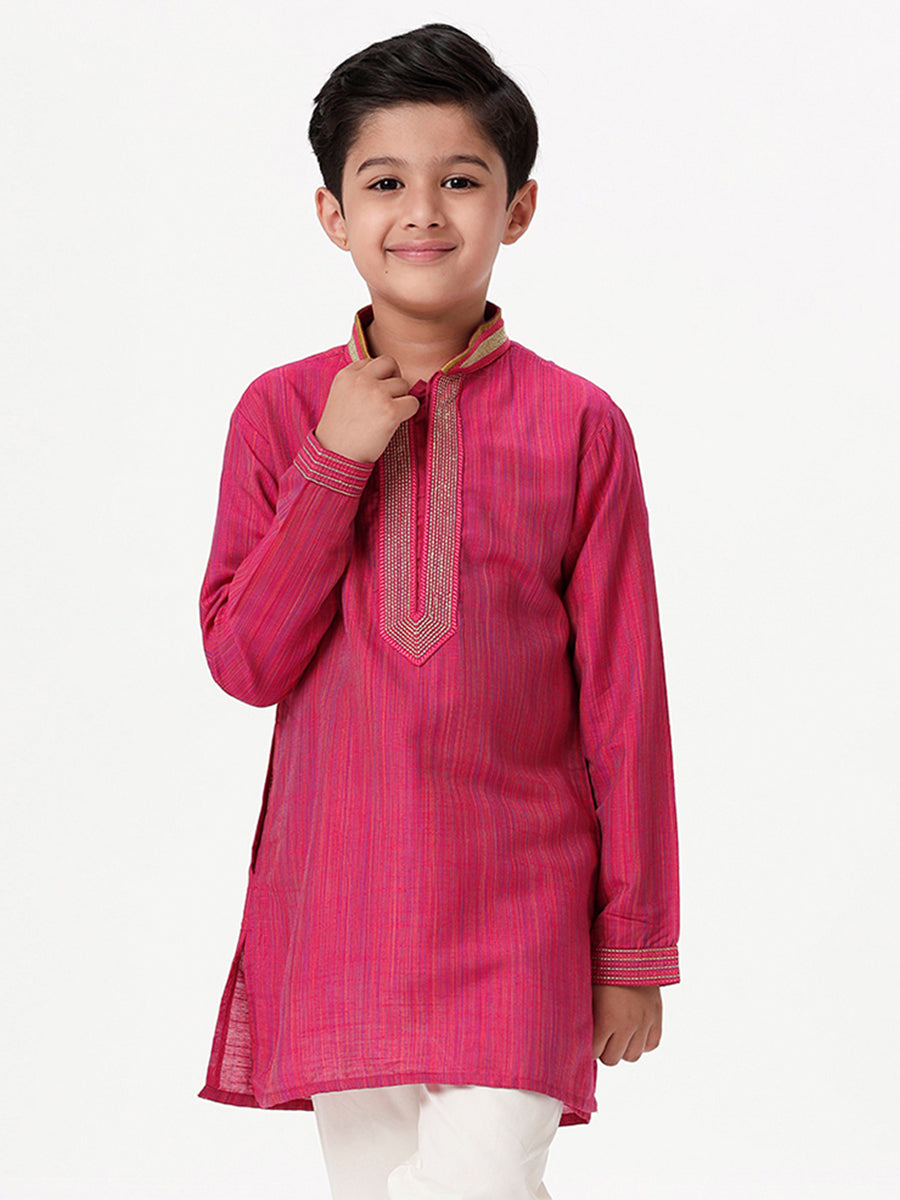 Boys Cotton Embellished Neckline Full Sleeves Dark Pink Kurta-Front view