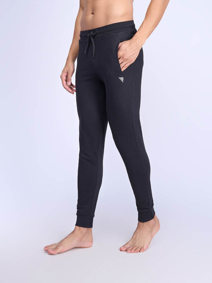 Men Combed Cotton Rich Jogger with Side Pockets Black EJ3