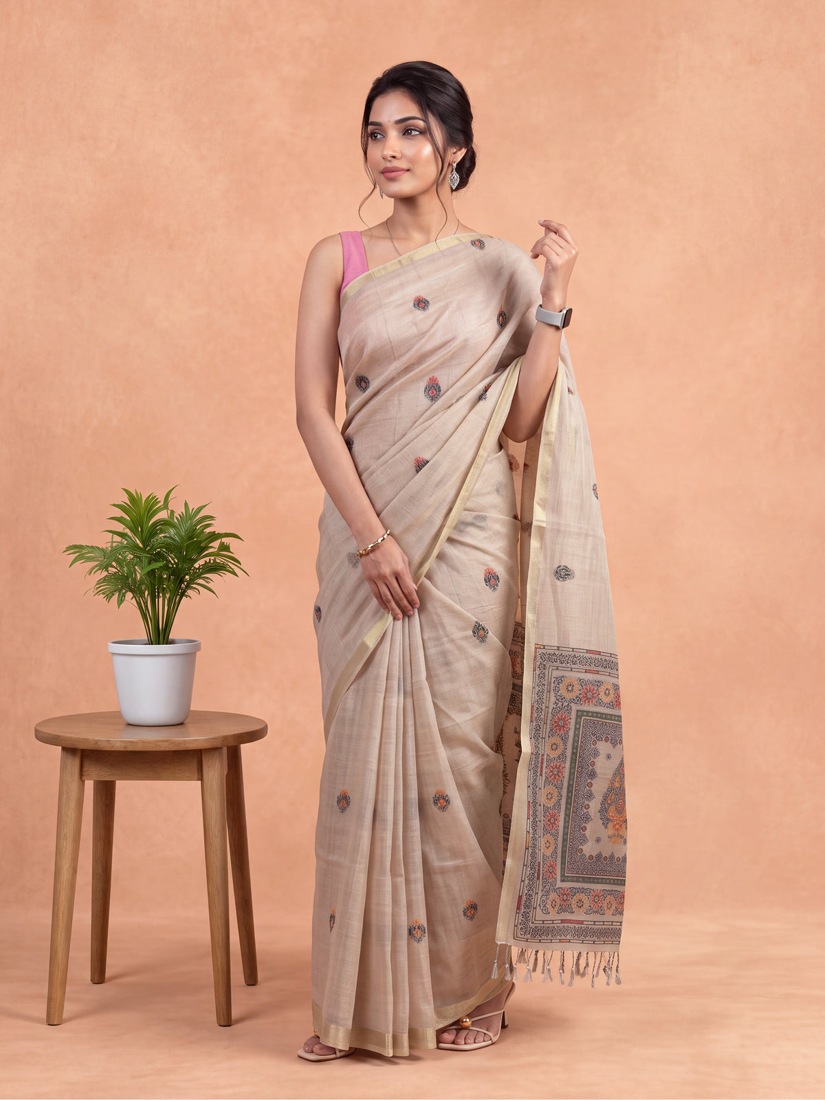Women Spun Poly Light Brown Floral Printed Saree SP28