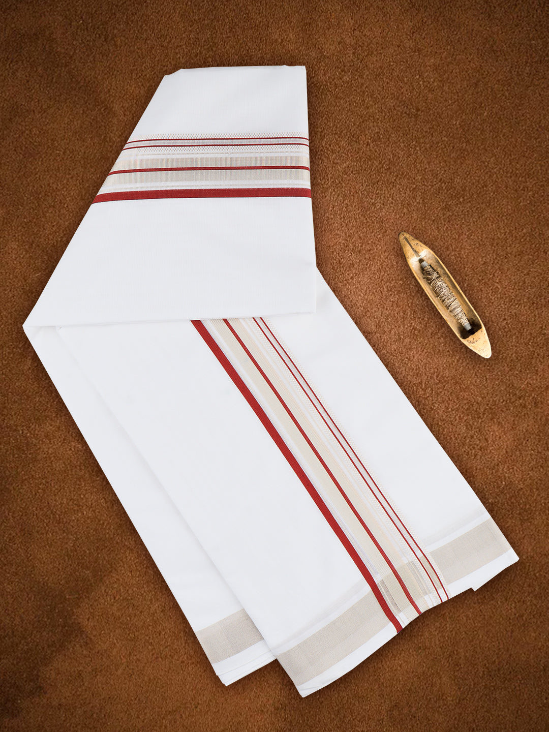 Men Premium Cotton Fancy Jari Border Handloom Dhoti HLM31