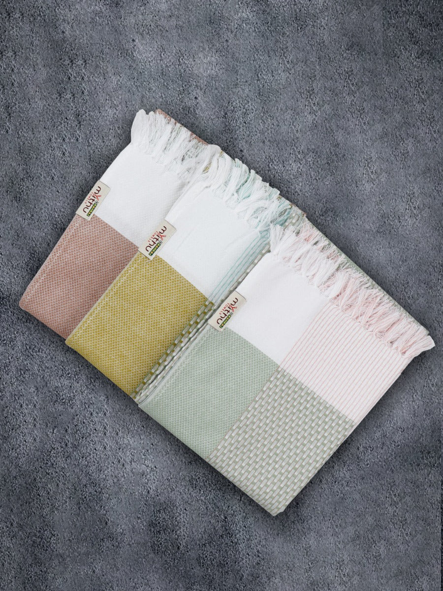 100% Cotton Self Designed Family Bath Towel Signature 1106 (Pack of 5)