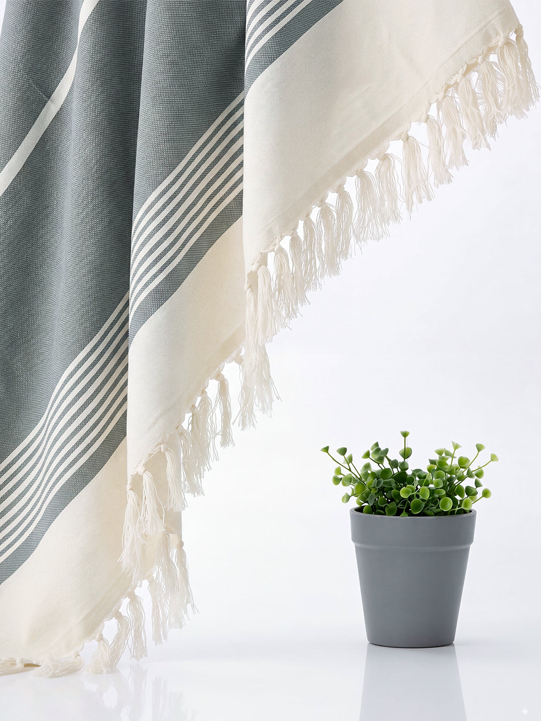 Luxury Bamboo Bath Towel | Ultra-Soft & Highly Absorbent (0.90mX1.80m) - BT45