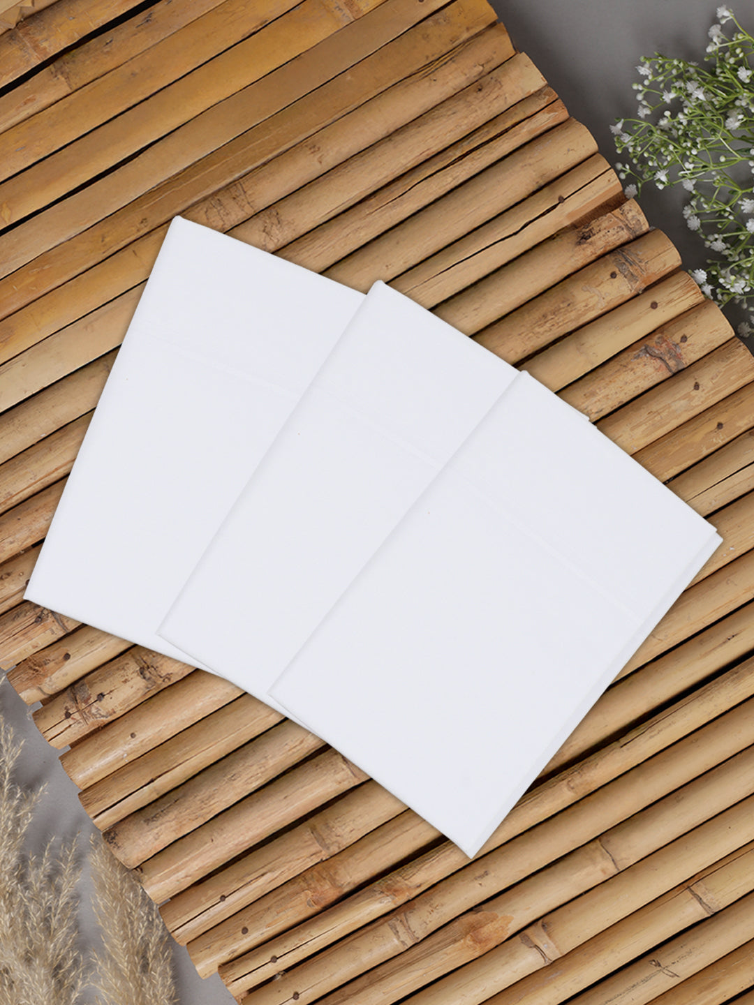 Men Cotton Blend Single Layer White Dhoti with Small Border Paramas (Pack of 3)