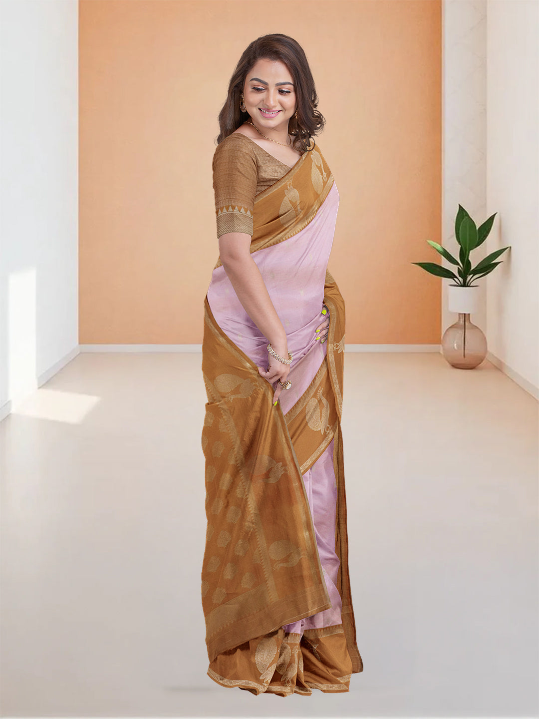 Women Light Pink Soft Silk Saree SS382