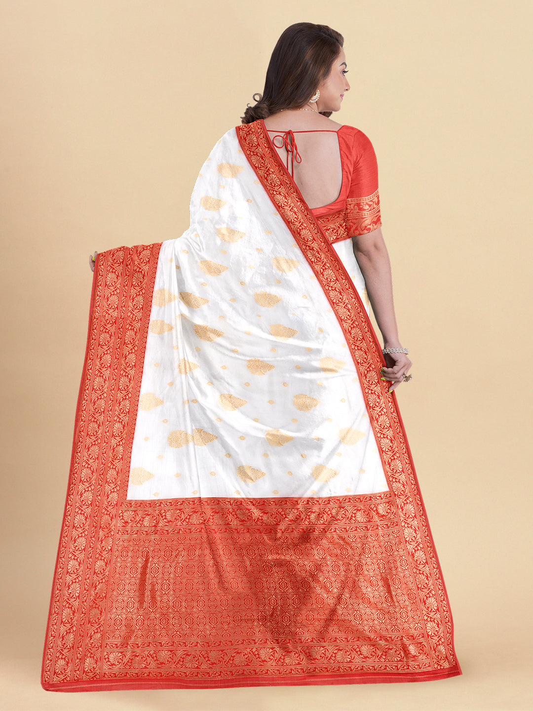 Women White with Red Colour Stylish Art Silk Fancy Jari Border Saree SS103