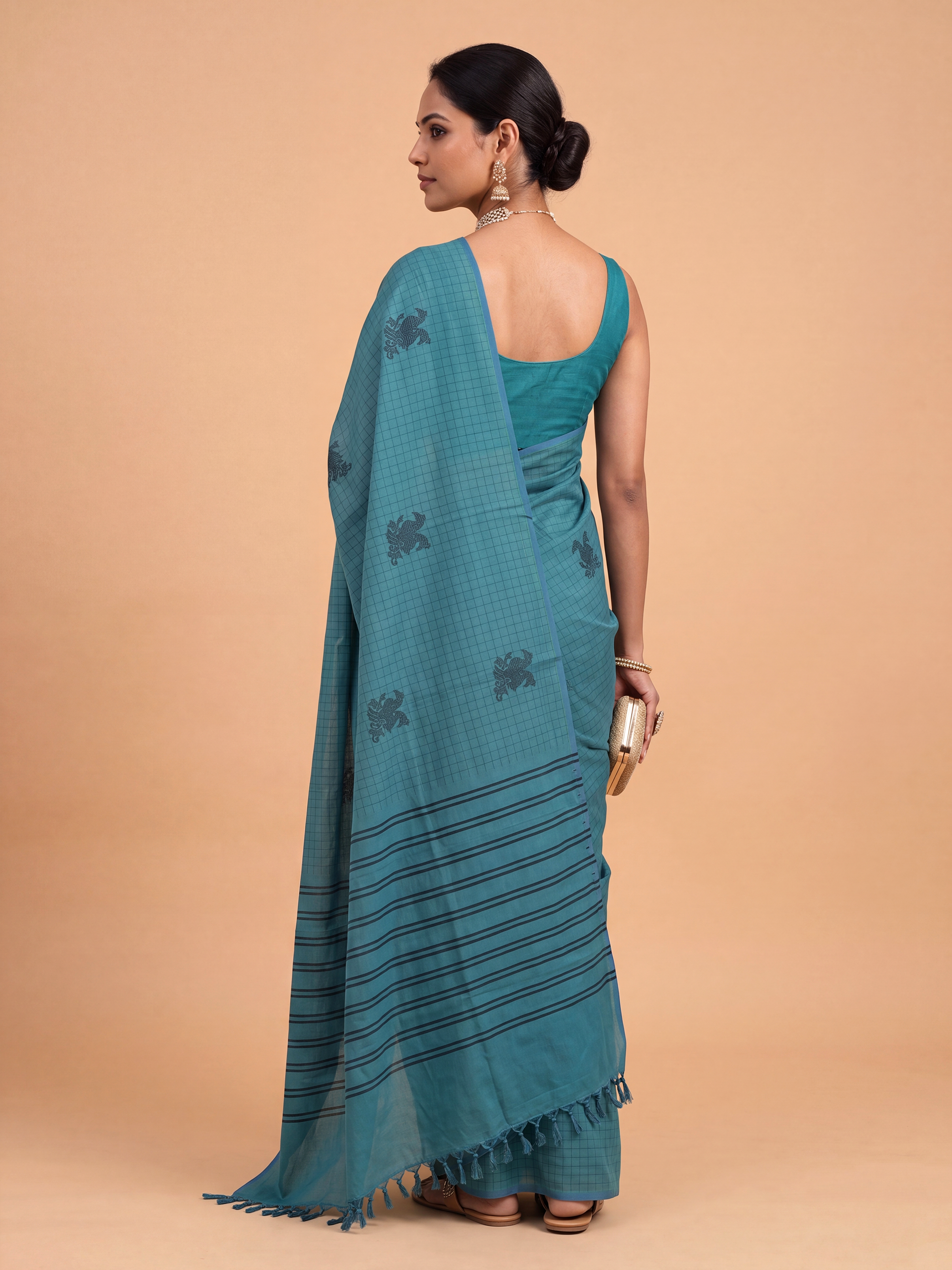 Women Pure Cotton Green Saree PCS263