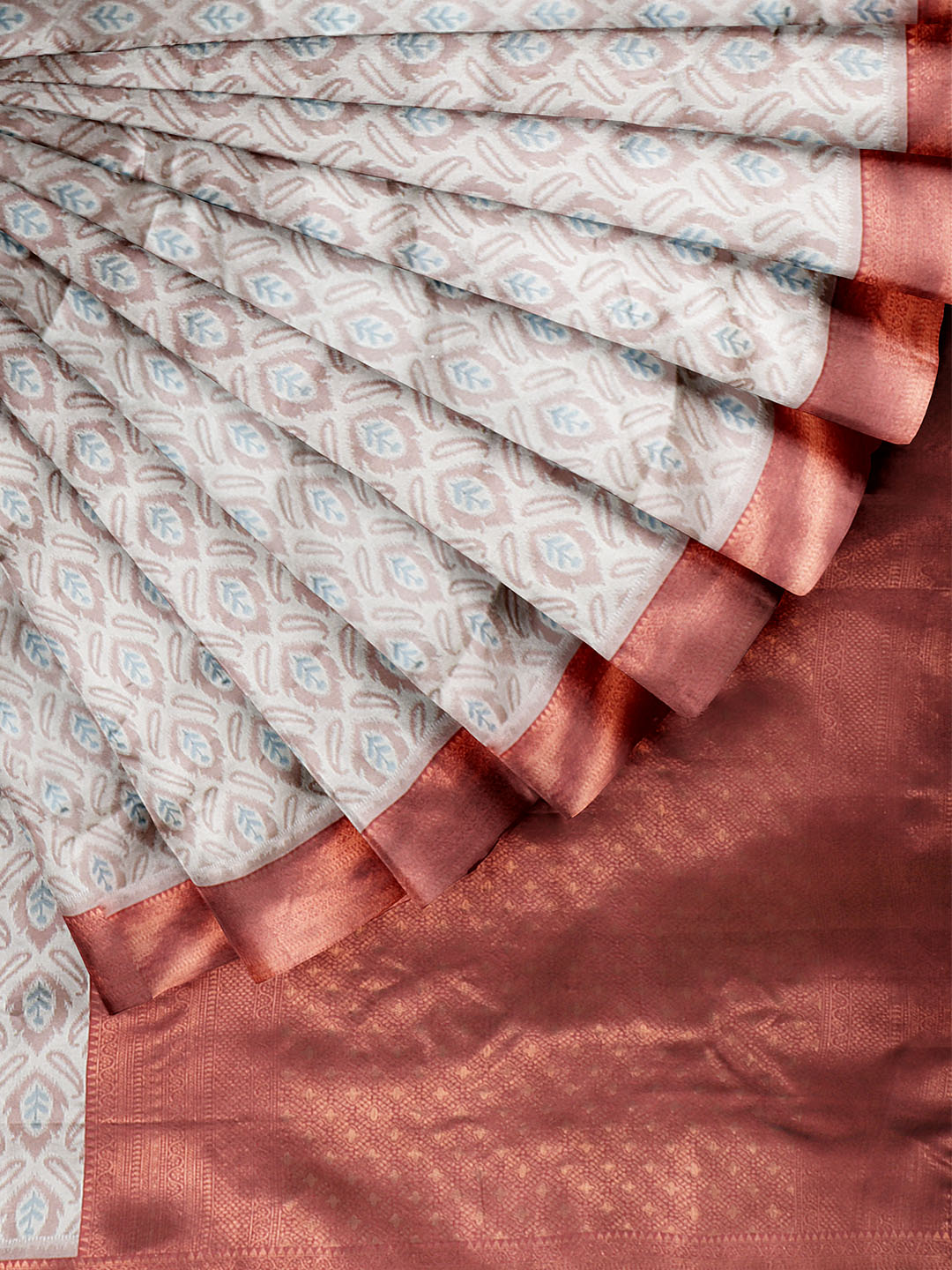 Women Green with Maroon Art Silk Printed Saree ASS51