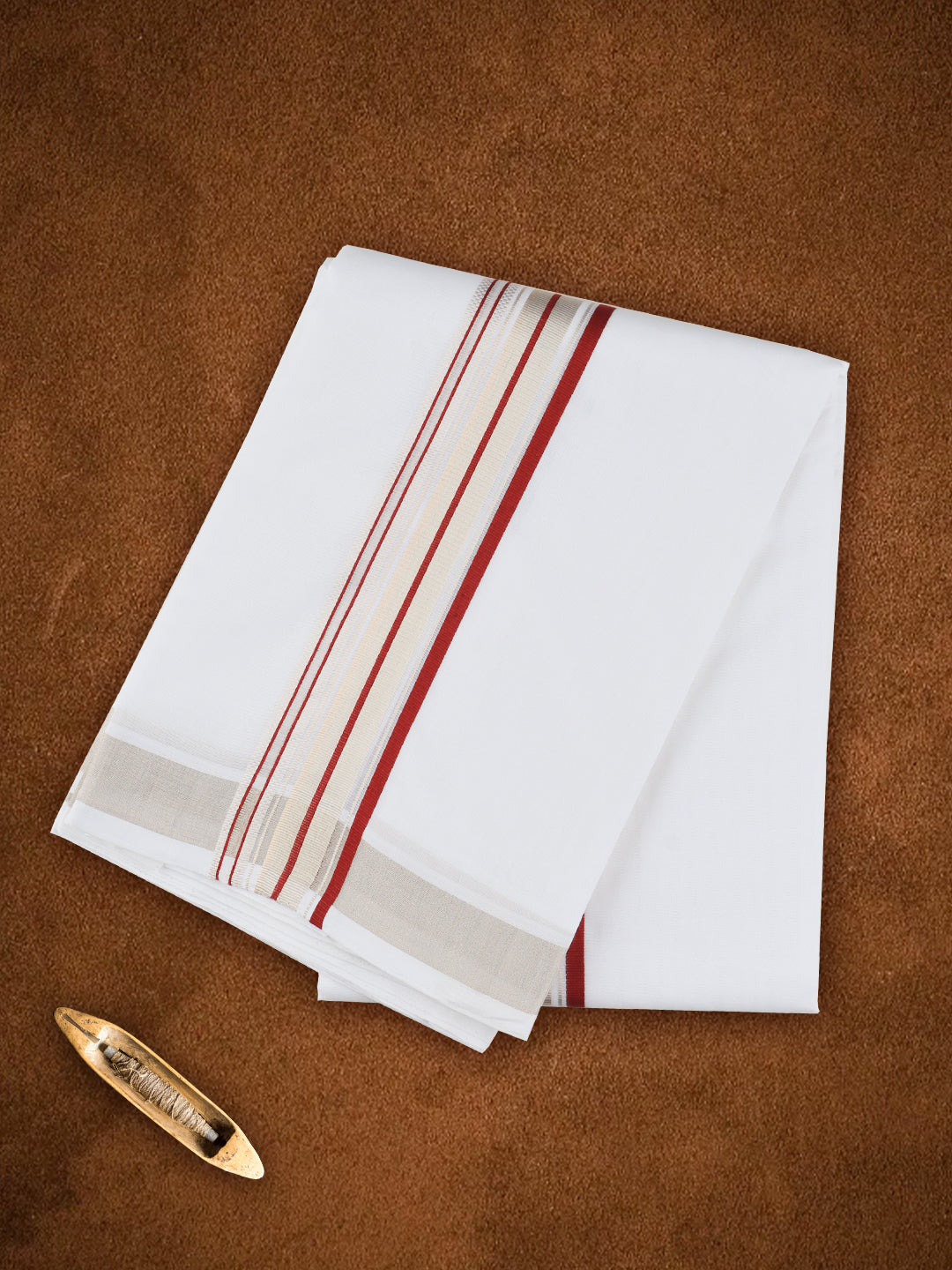 Men Premium Cotton Fancy Jari Border Handloom Dhoti HLM31