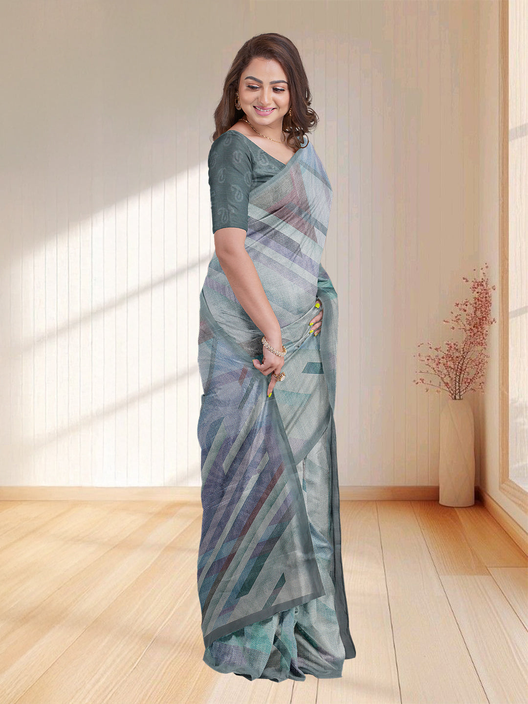 Women Green Semi Tussar Saree ST247