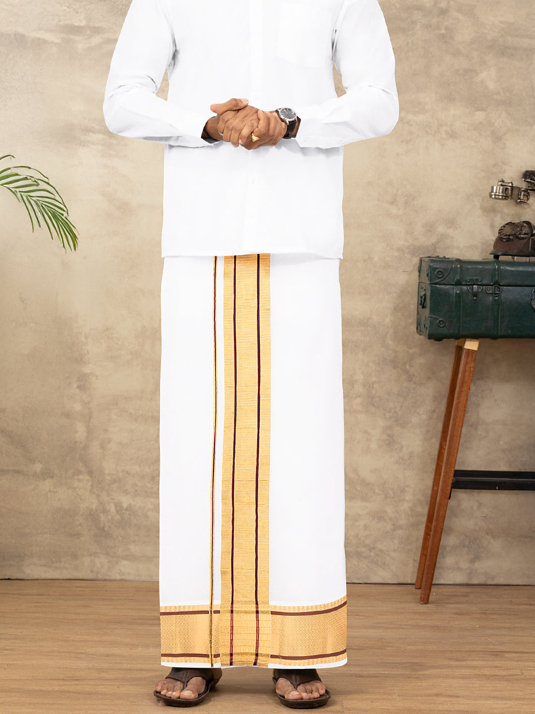 Men 100% Cotton Single Layer White Dhoti with Fancy Jari Border Golden Award