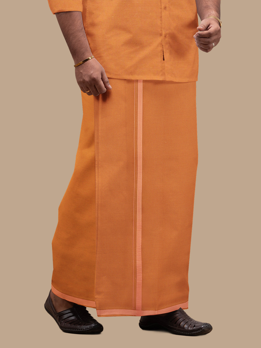 Men Assorted Border Readymade Single Layer Dhoti Kaavi
