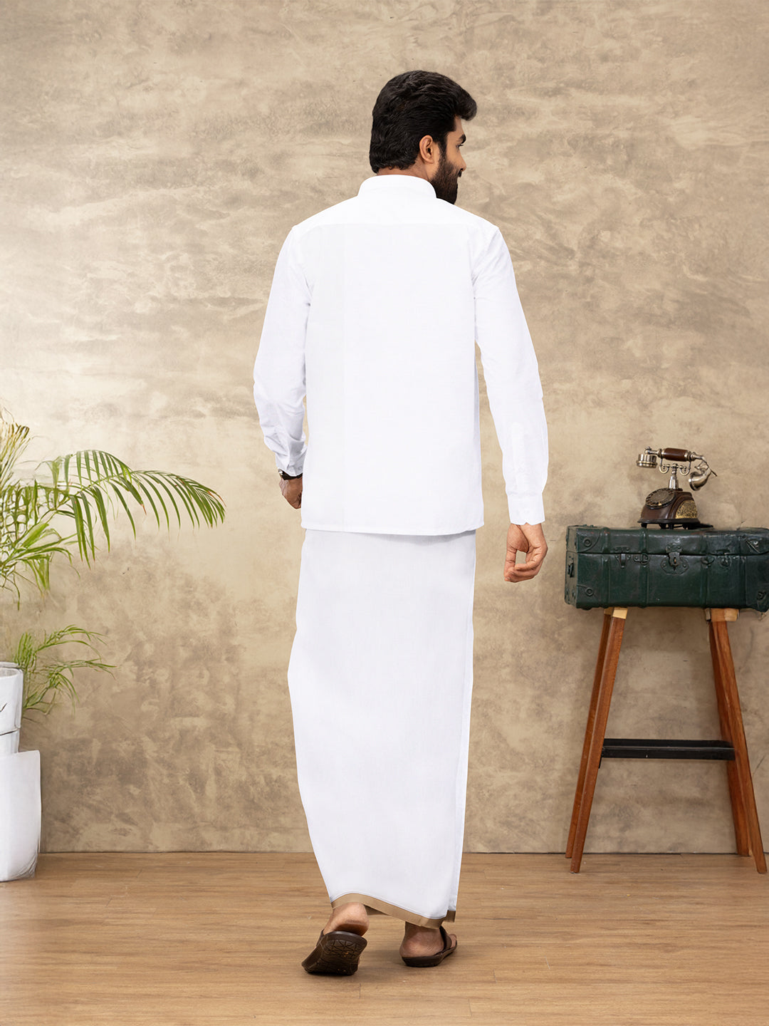 Men 100% Cotton Double Layer White Dhoti with Fancy Border RFP03