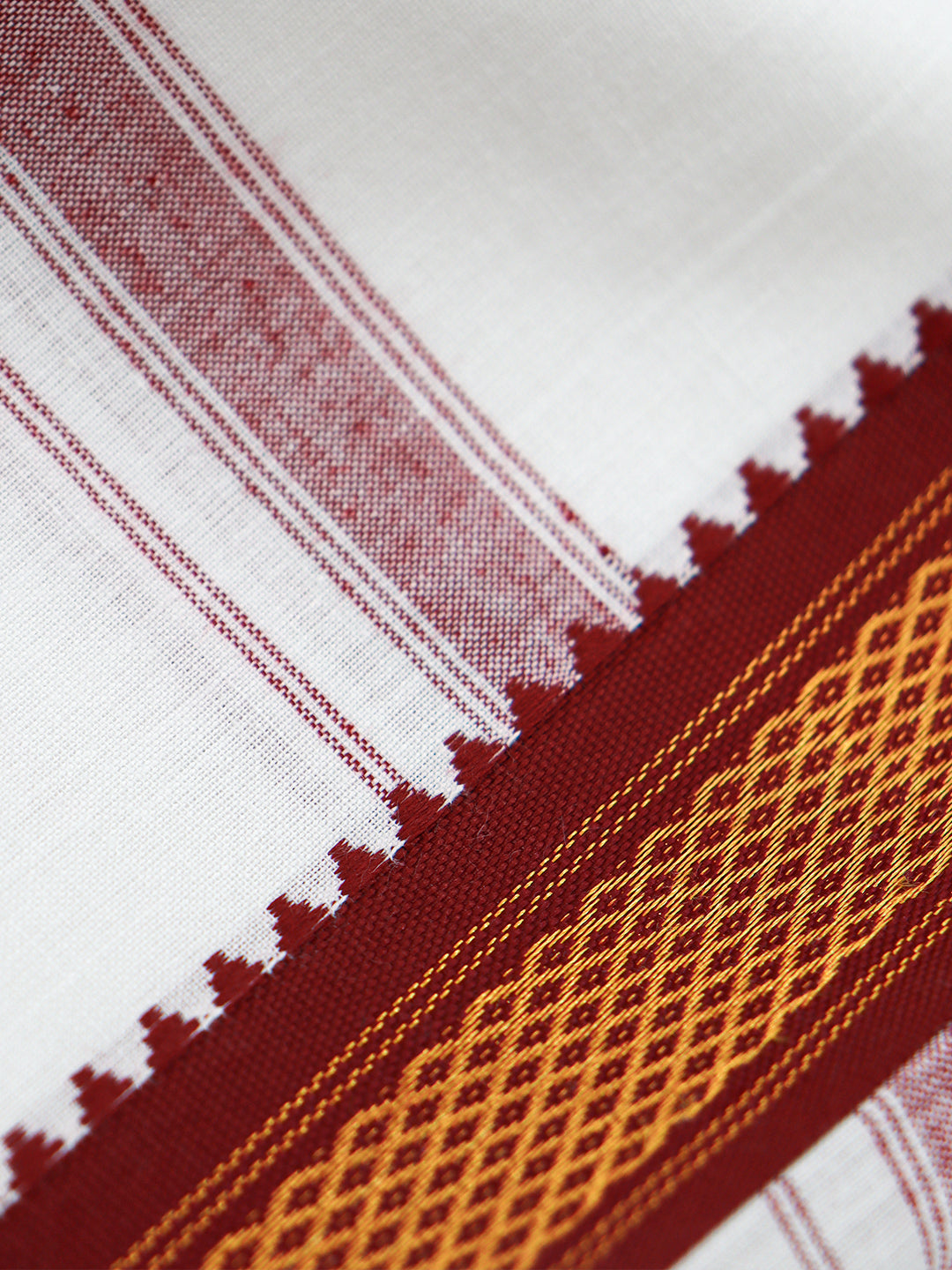 Men Cotton Blend White Angavastram Yamuna Pet