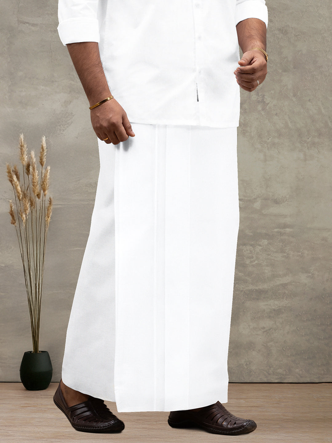 Men White Border Double Layer Dhoti Rivan Spl