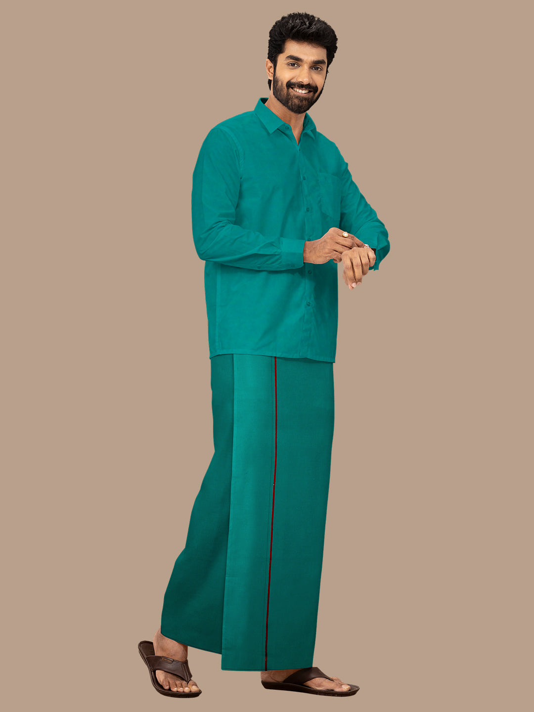 Men 100% Cotton Single Layer Green Dhoti with Assorted Border Poojan SB