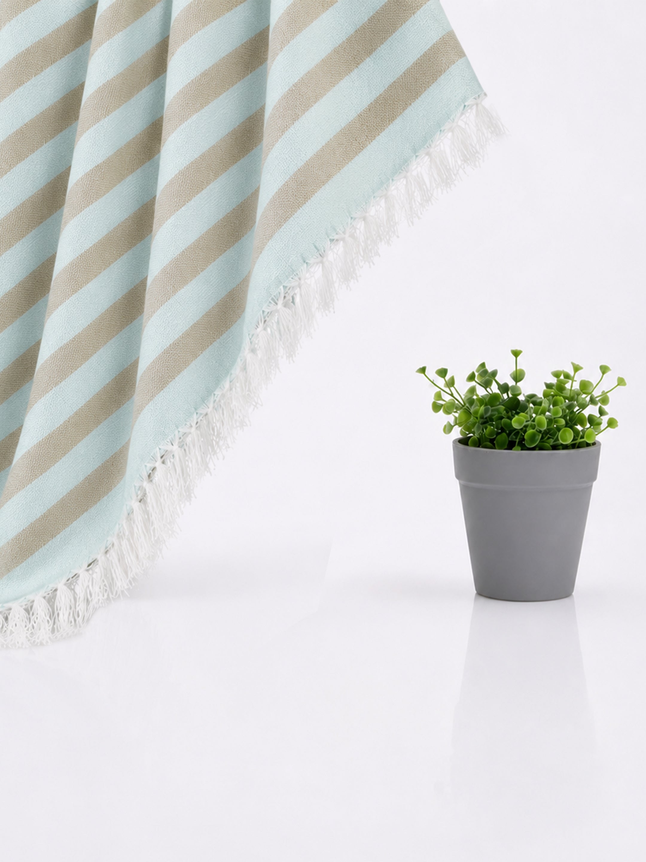 Luxury Bamboo Bath Towel | Ultra Soft, Quick-Dry, Highly Absorbent & Eco-Friendly ST63