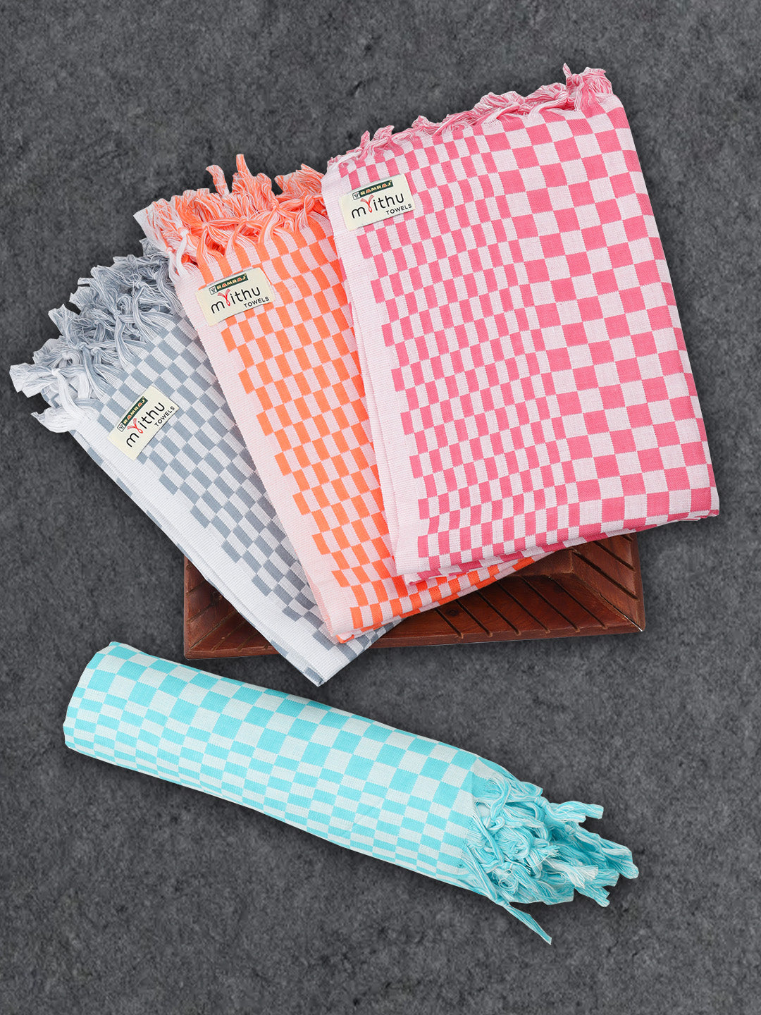 100% Cotton Bath Towel with Assorted Colour Twin Plus 73C