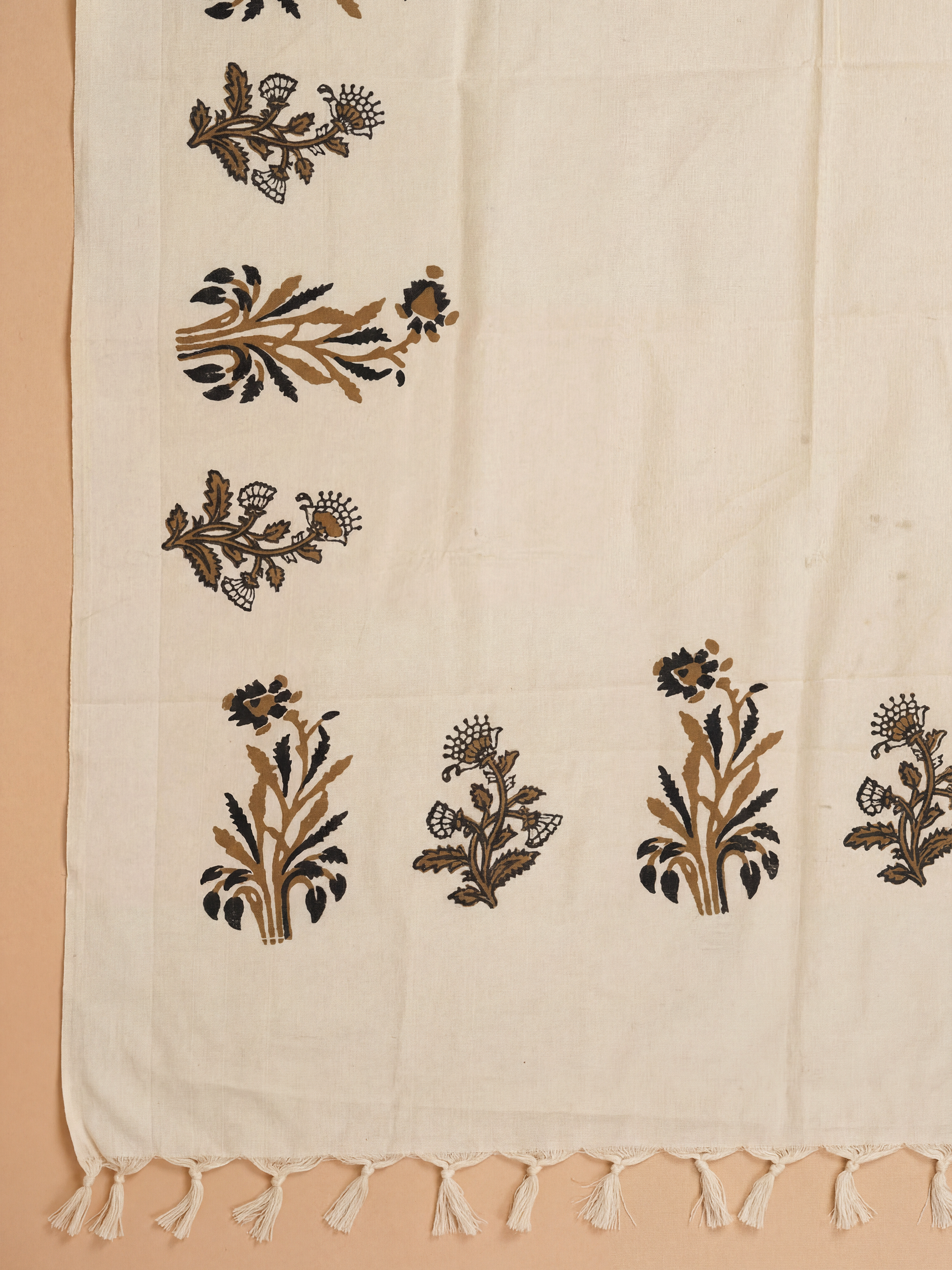 Women Pure Cotton Off White Saree PCS264