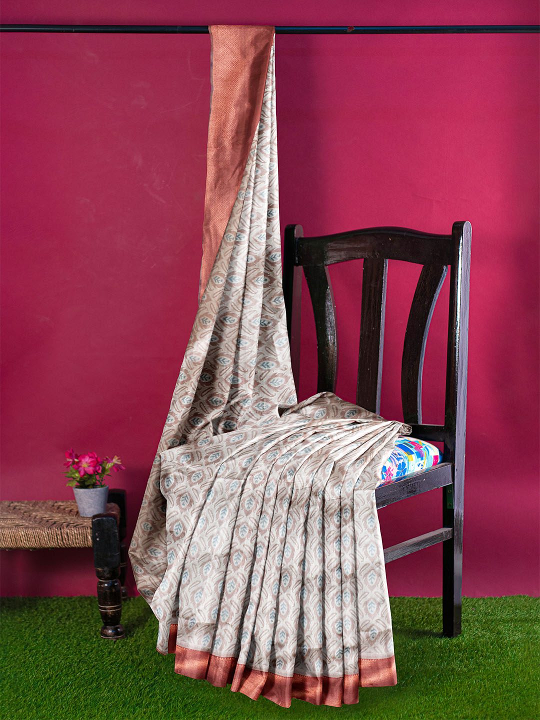 Women Green with Maroon Art Silk Printed Saree ASS51