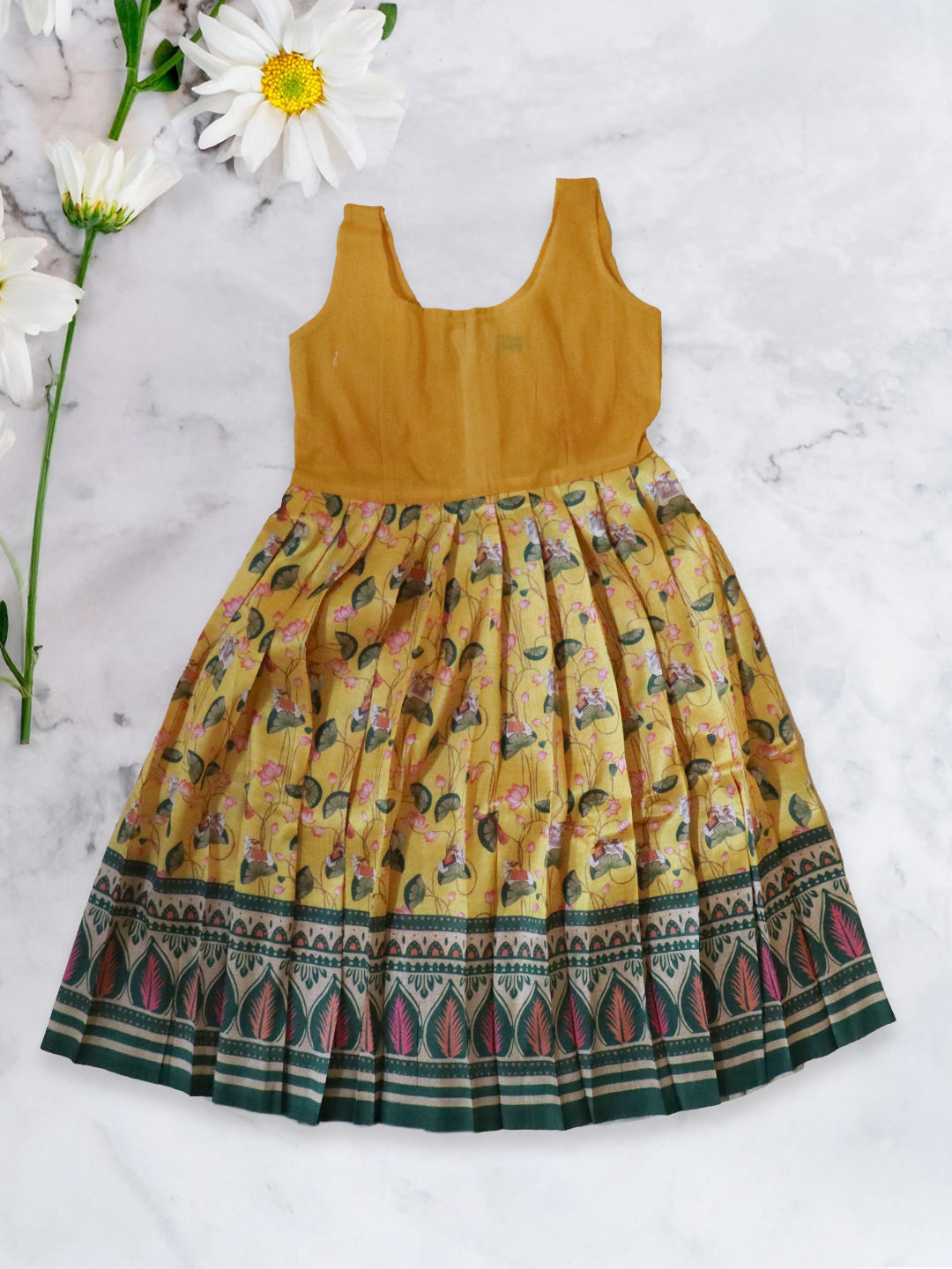 Girls Traditional Skirt Set Green with Yellow GPS25