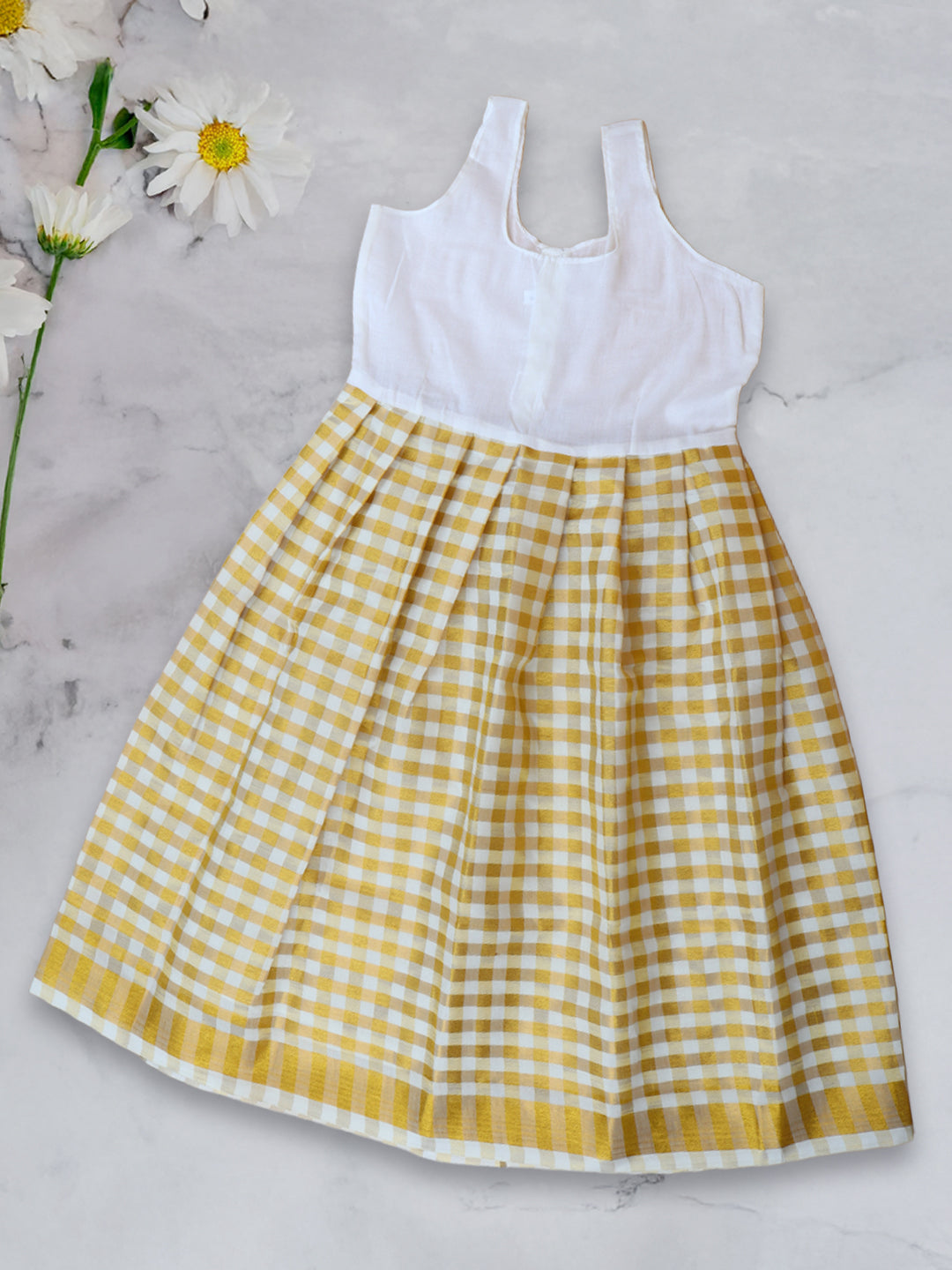 Girls Traditional Tissue Skirt Set Gold GPS17