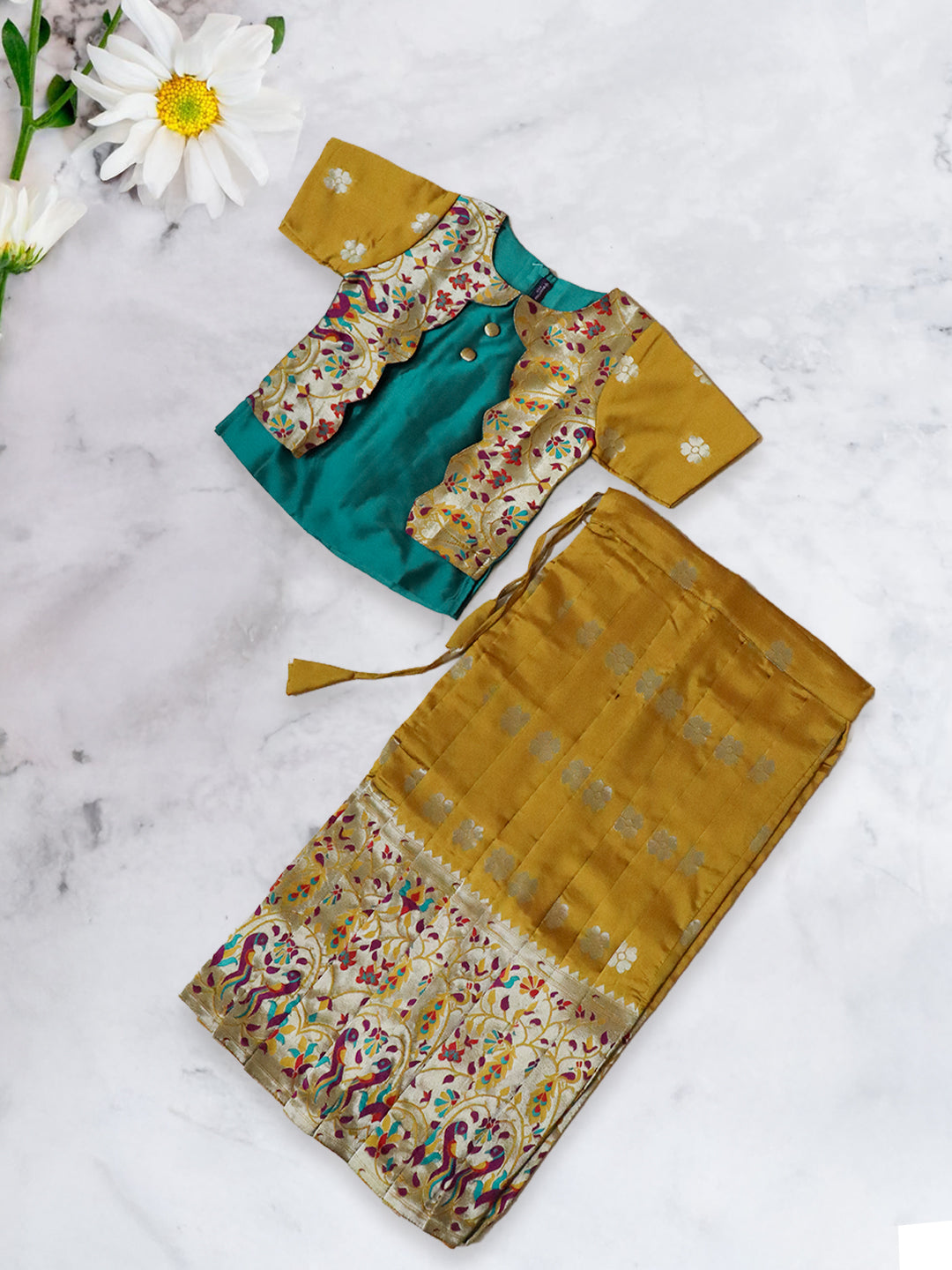 Girls Traditional Skirt Set Green with Golden Yellow GPS26