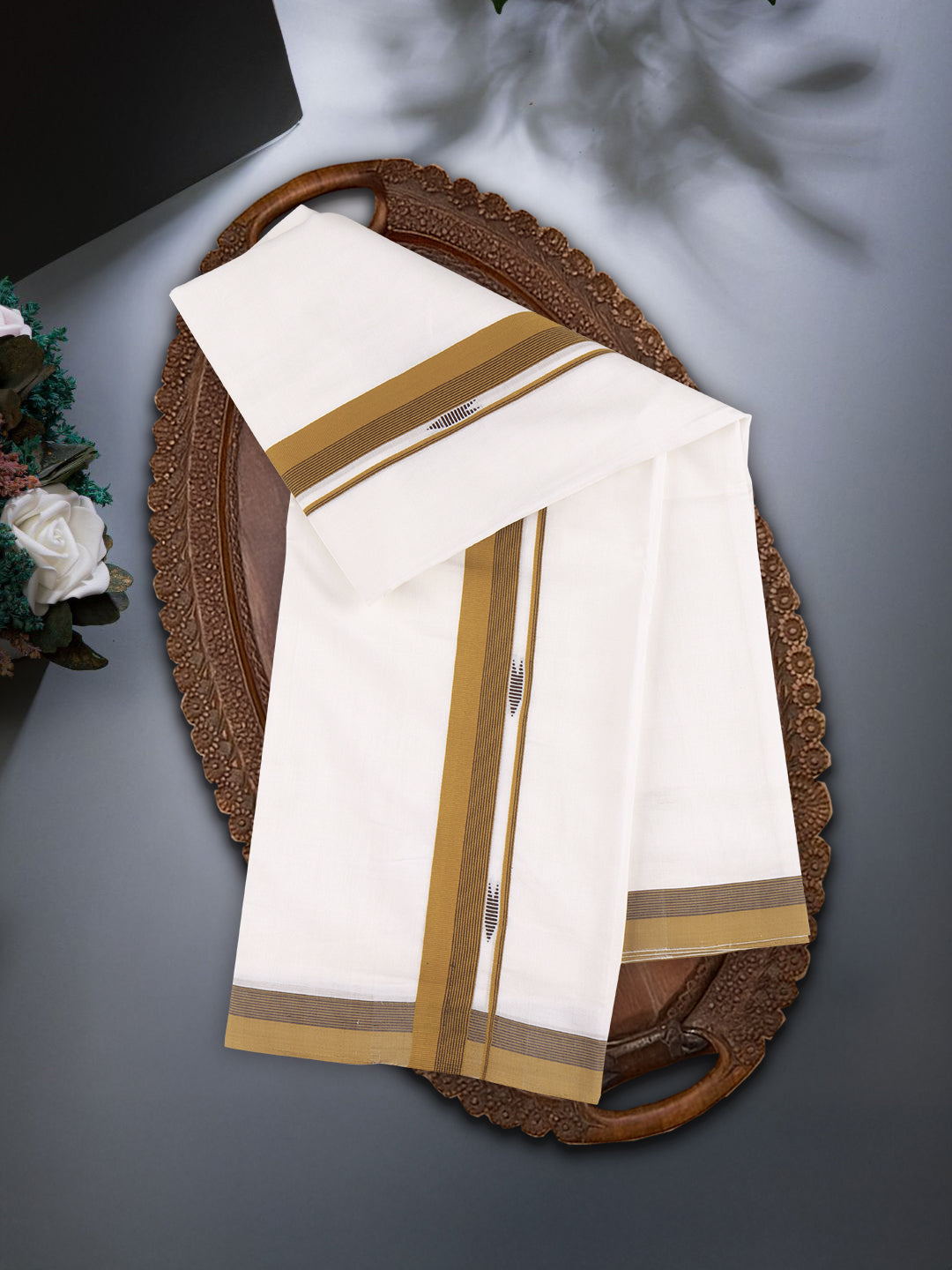 Men Premium Cotton Fancy Border Handloom Dhoti HLM33