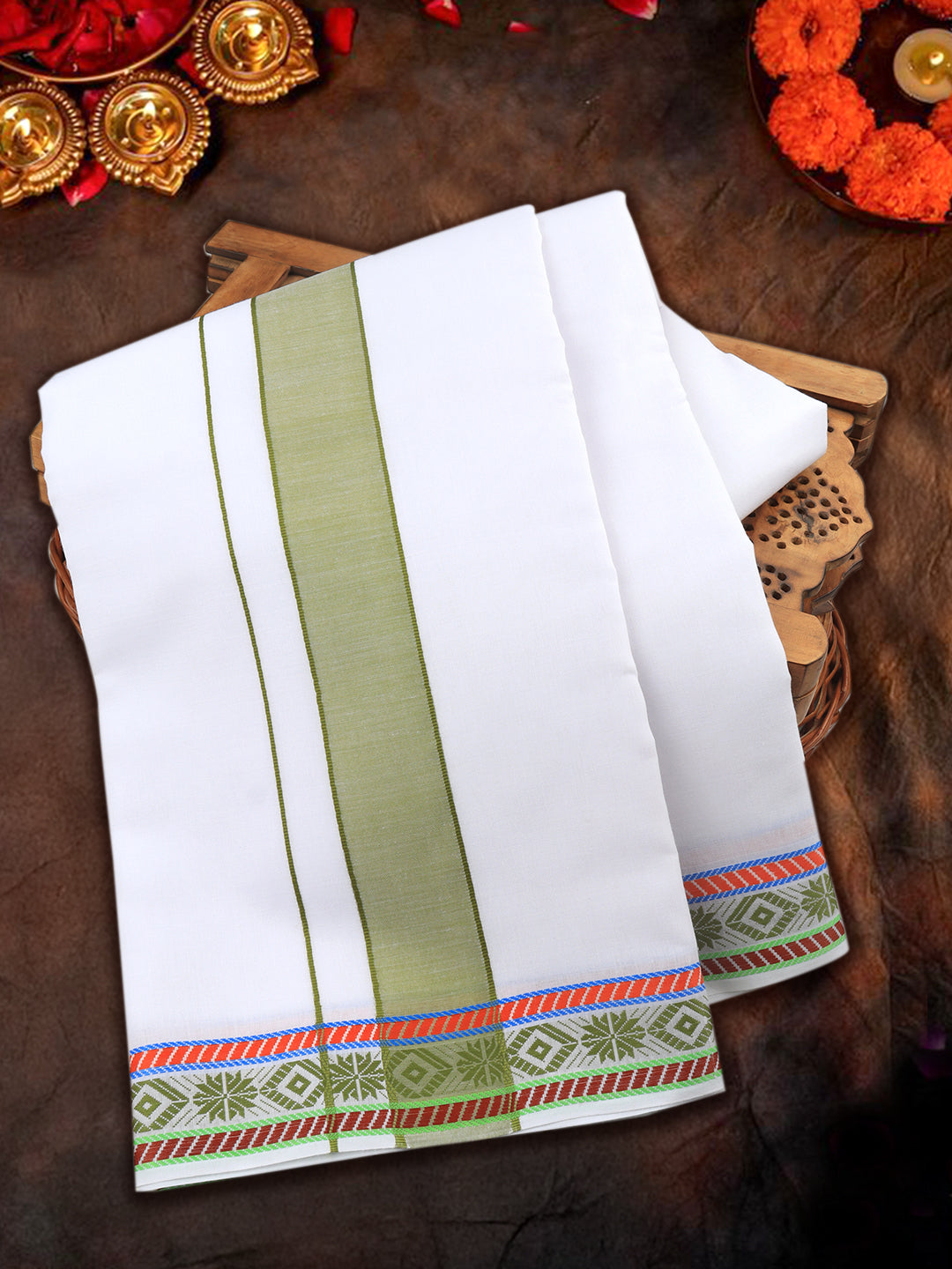 Men Cotton Green Fancy Border Panchakacham with Angavasthram (9+5) JD08