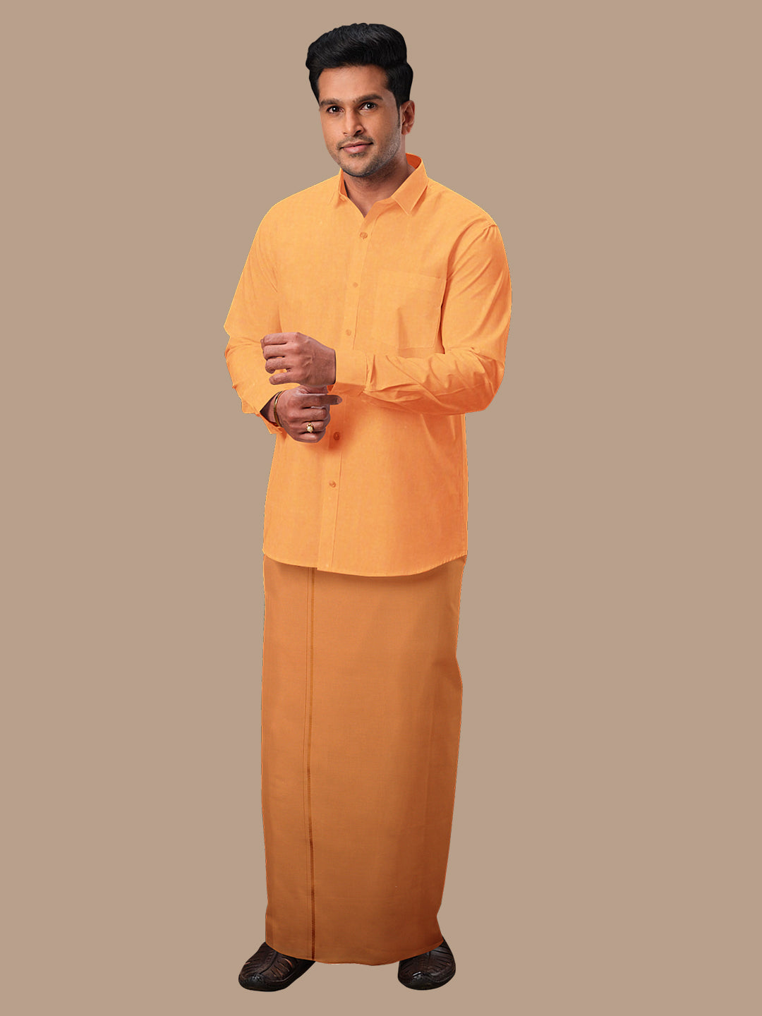 Men 100% Cotton Single Layer Kaavi Dhoti with Assorted Border Poojan SB