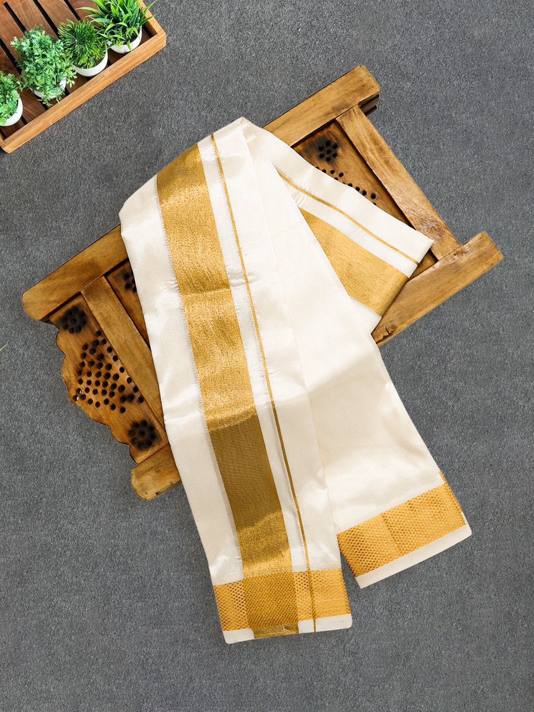 Men Art Silk Towel Cream 80K Ashai