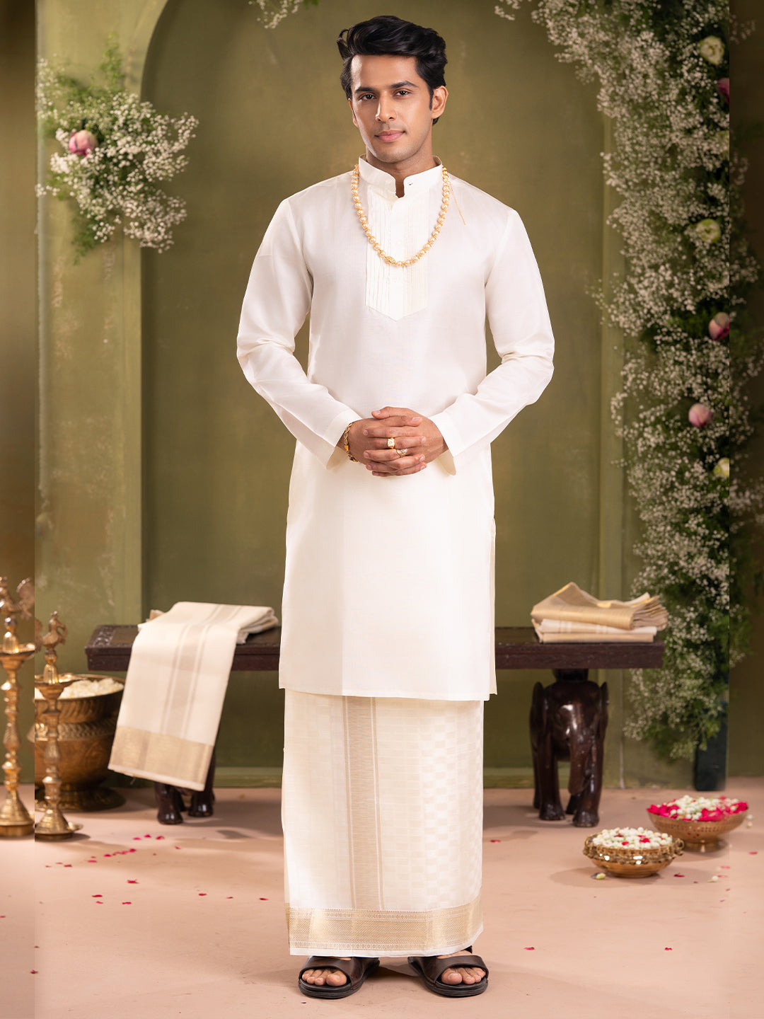 Pure Silk Cream Jangla Design Weaving Dhoti with 3" Gold Jari Border – Kalasam