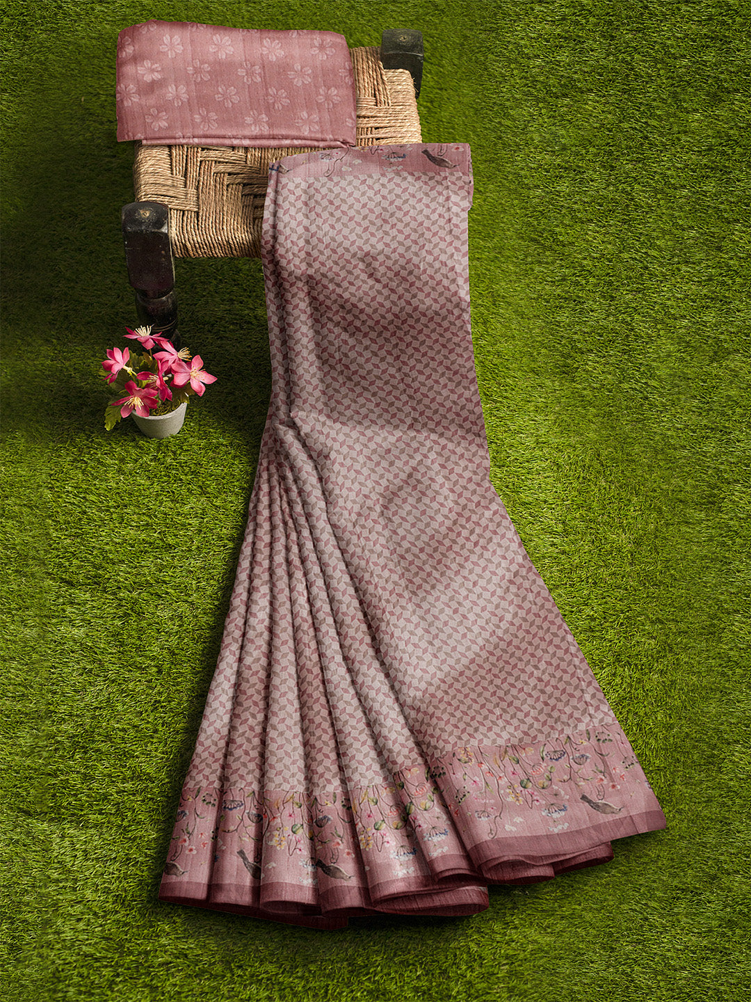 Women Peach Semi Tussar Printed Saree ST253