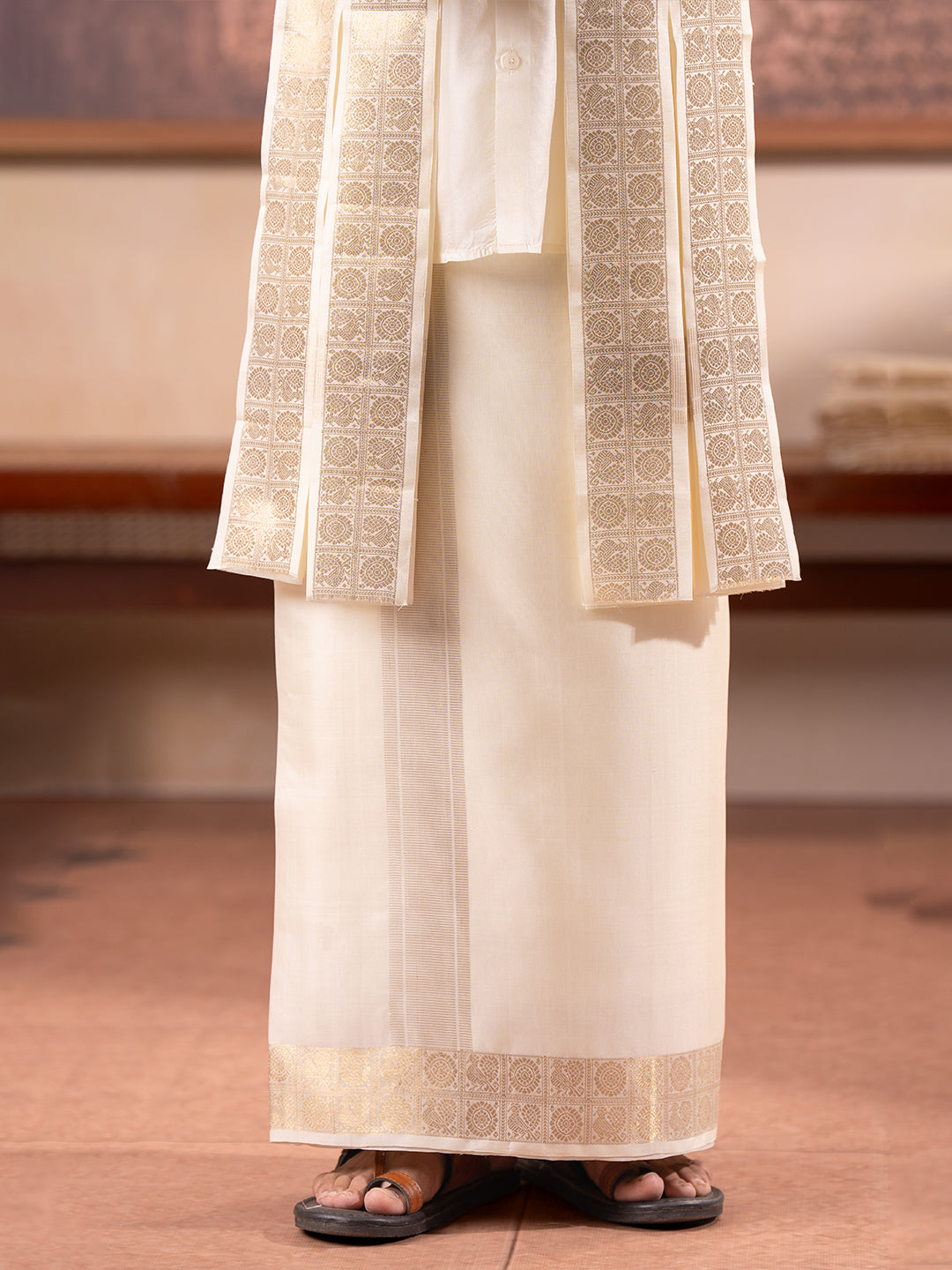 Pure Silk 3" Cream Wedding Dhoti & Towel Set – Amirtham