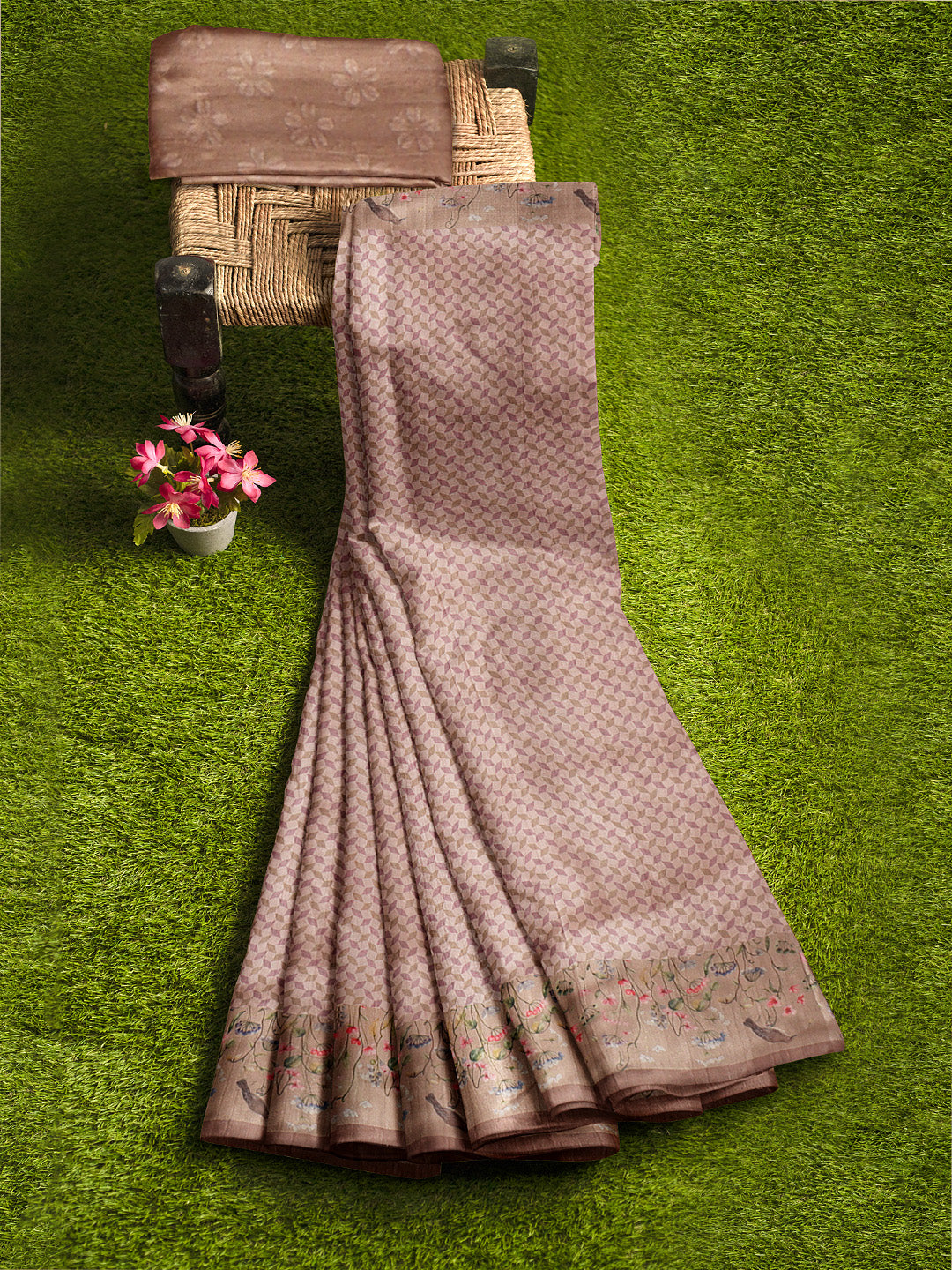 Women Peach Semi Tussar Printed Saree ST252