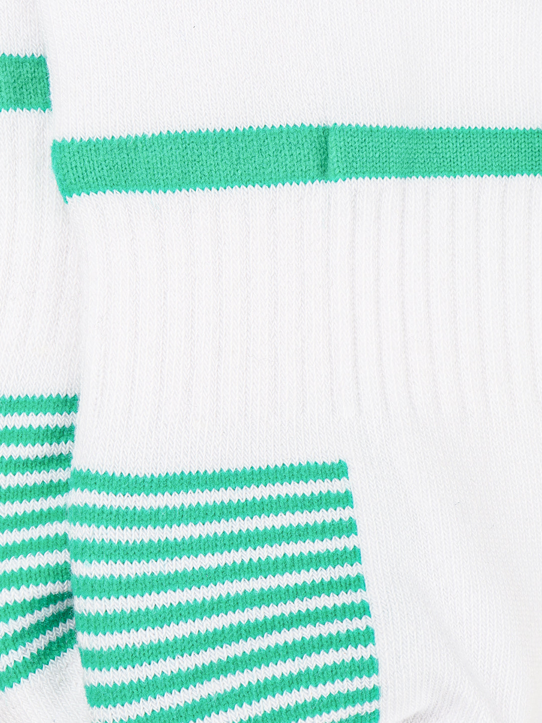 Men Bamboo Sports Ankle Length Socks Black & White SAD1